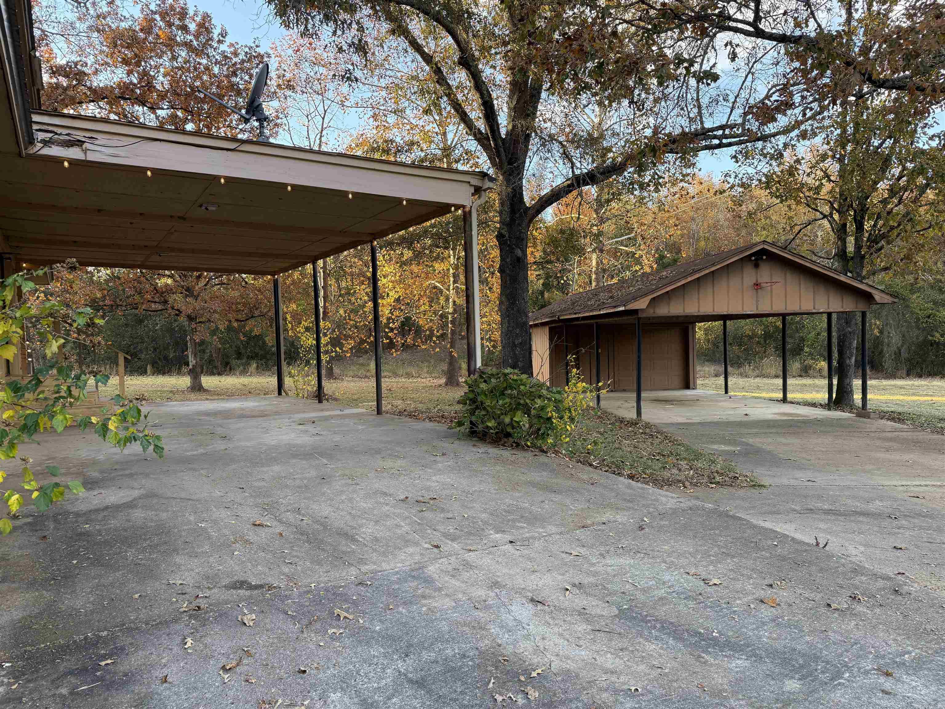 955 Hwy 31 Romance, AR 72136
