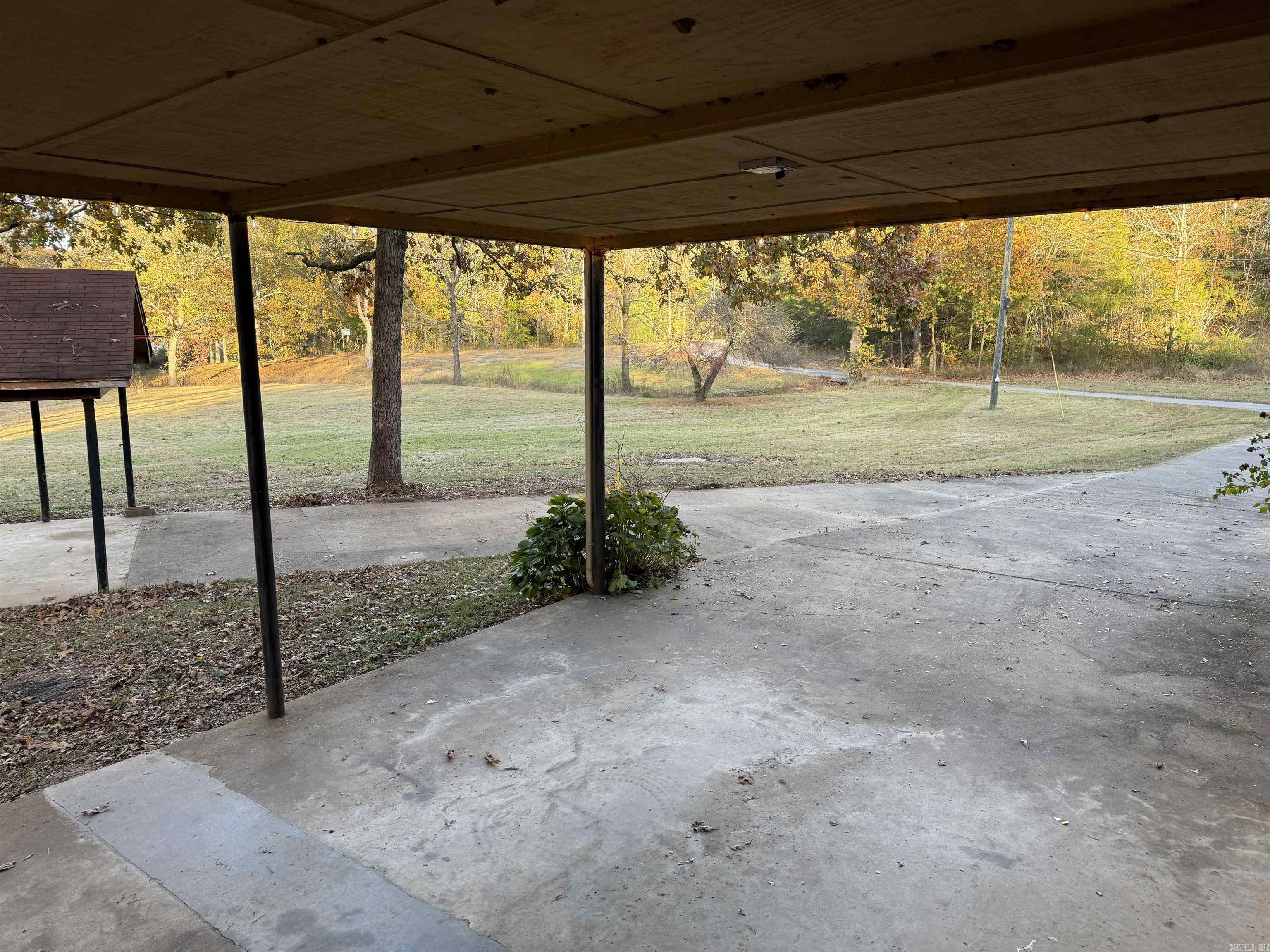 955 Hwy 31 Romance, AR 72136