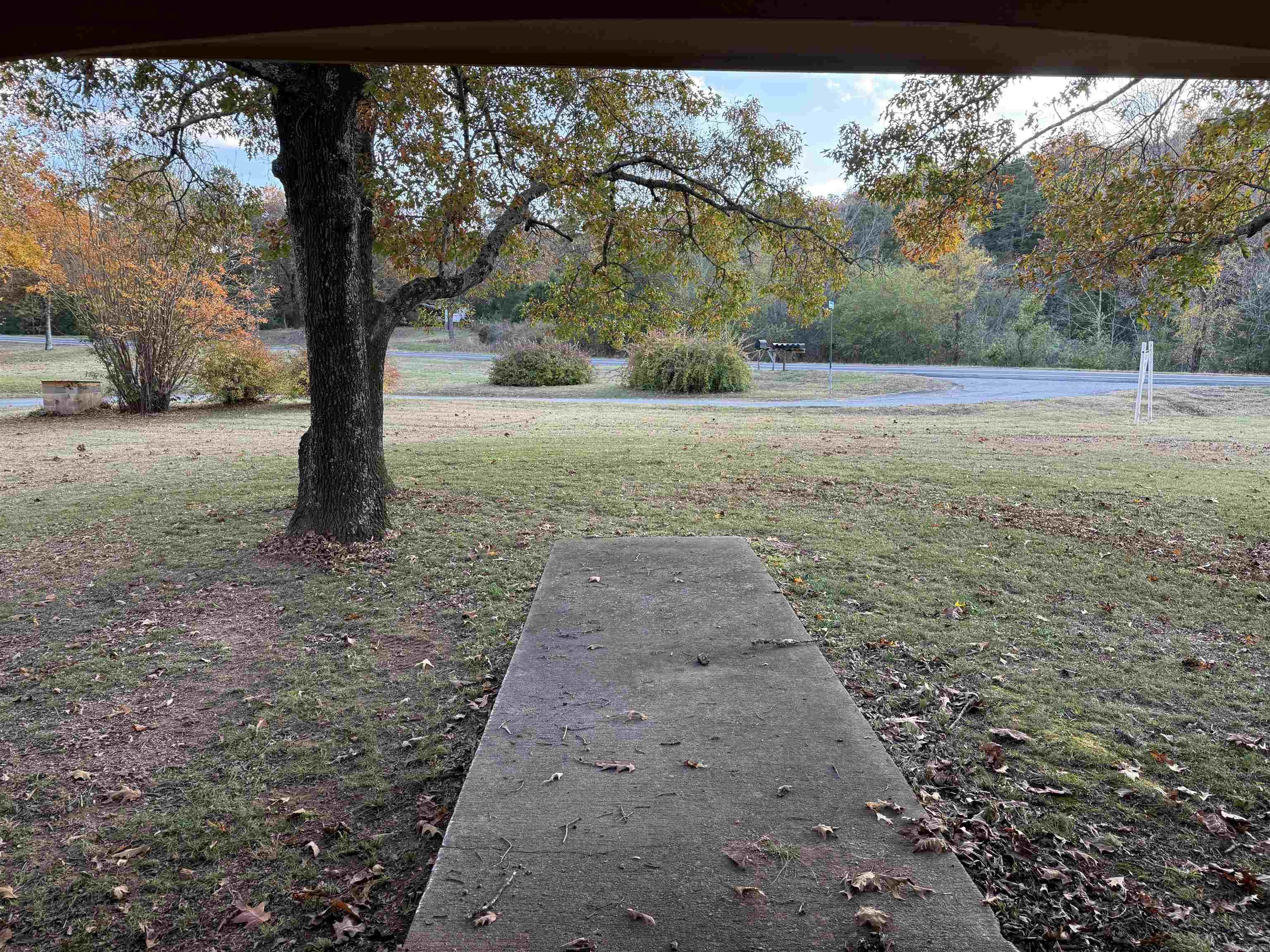 955 Hwy 31 Romance, AR 72136