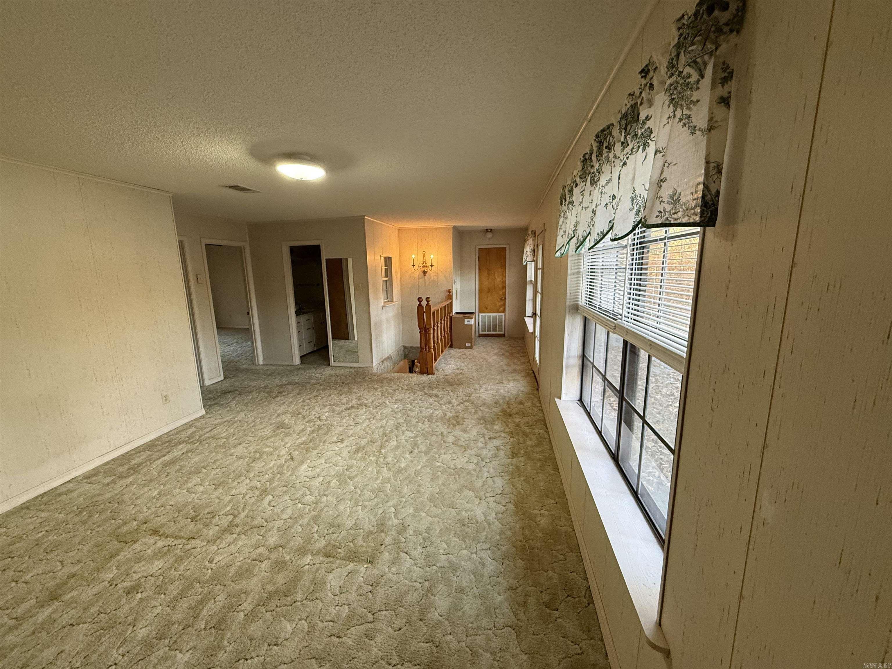 955 Hwy 31 Romance, AR 72136