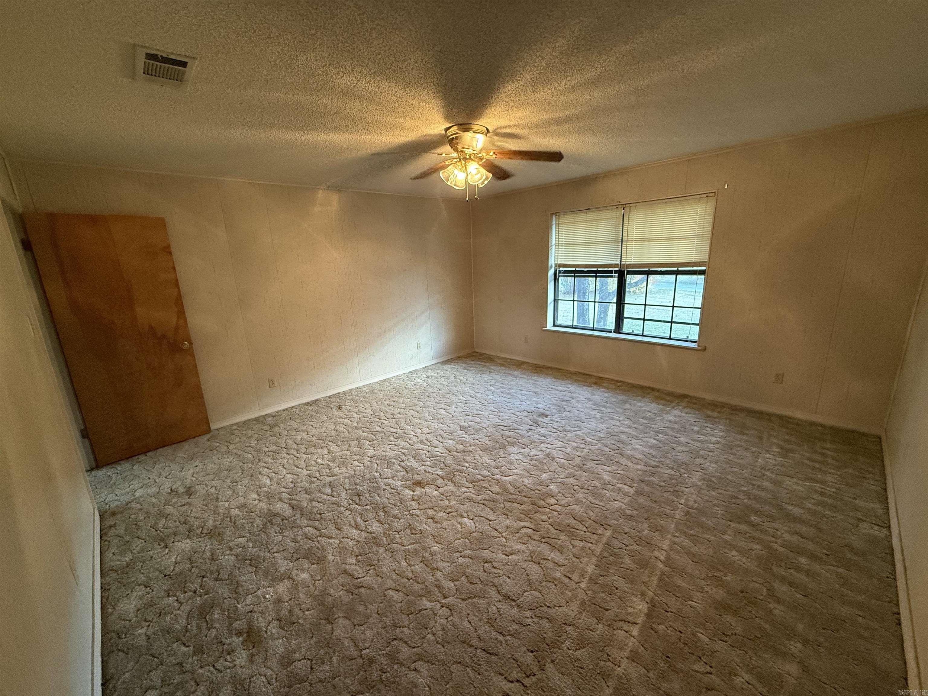 955 Hwy 31 Romance, AR 72136