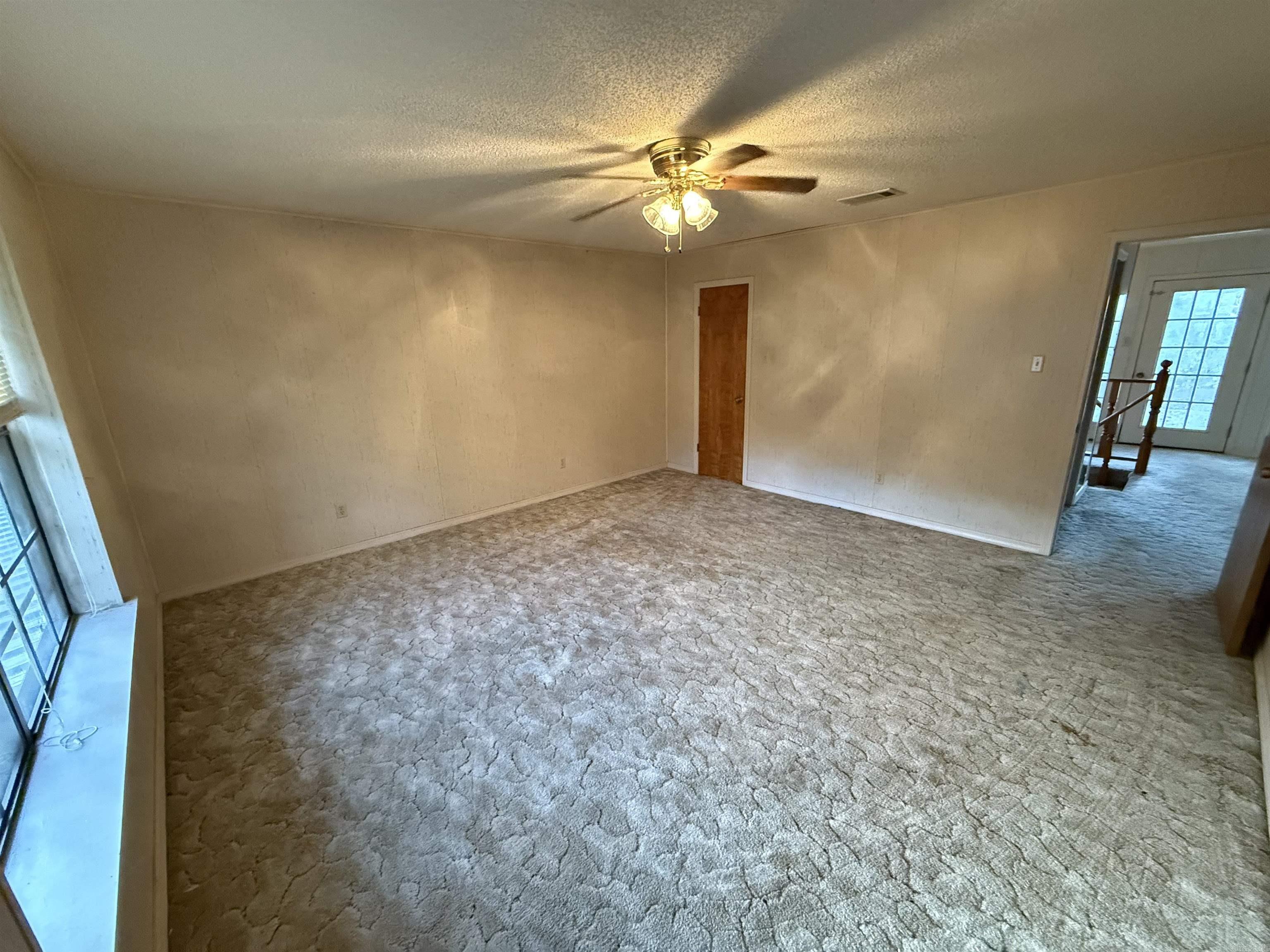 955 Hwy 31 Romance, AR 72136