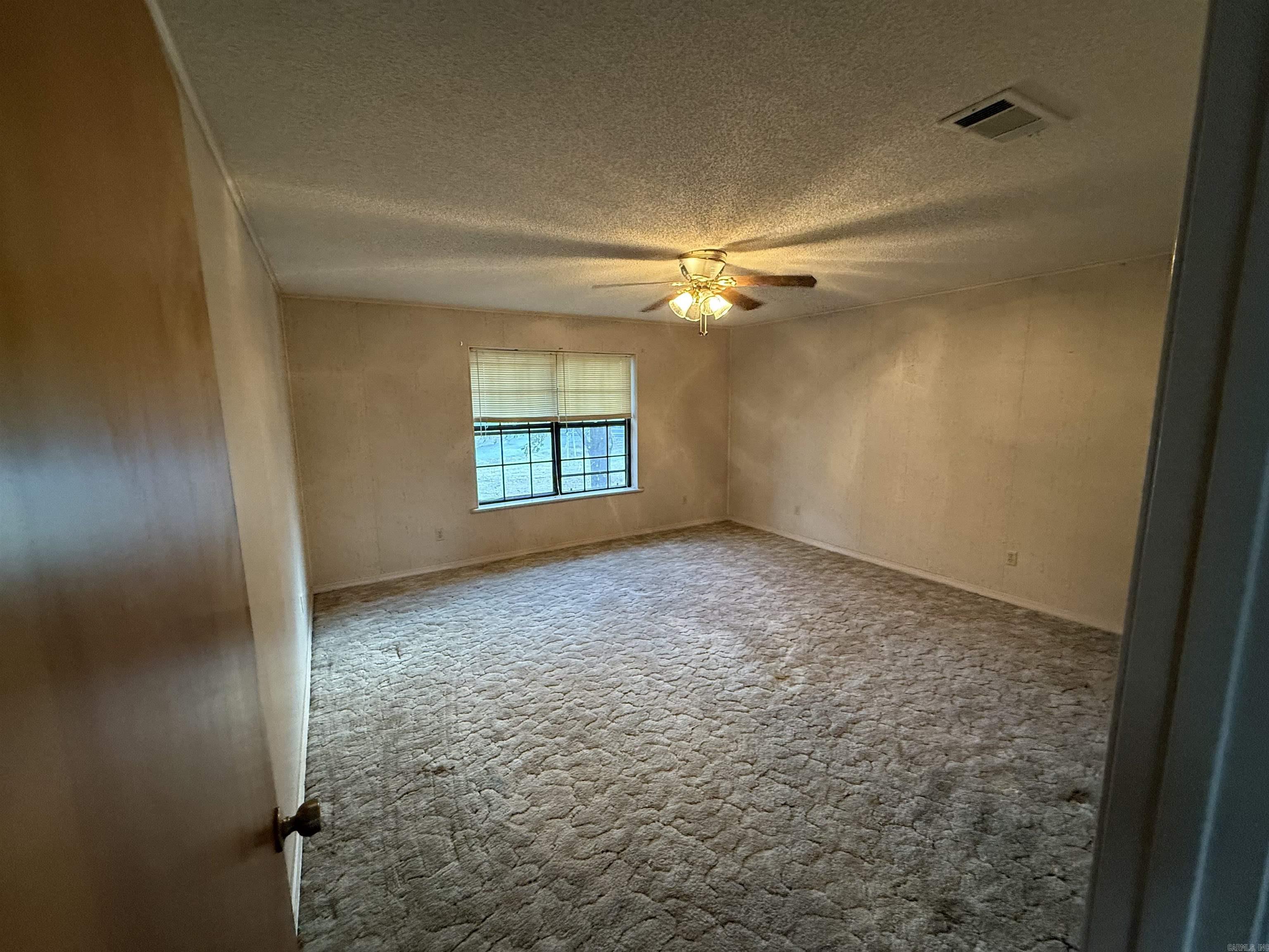 955 Hwy 31 Romance, AR 72136