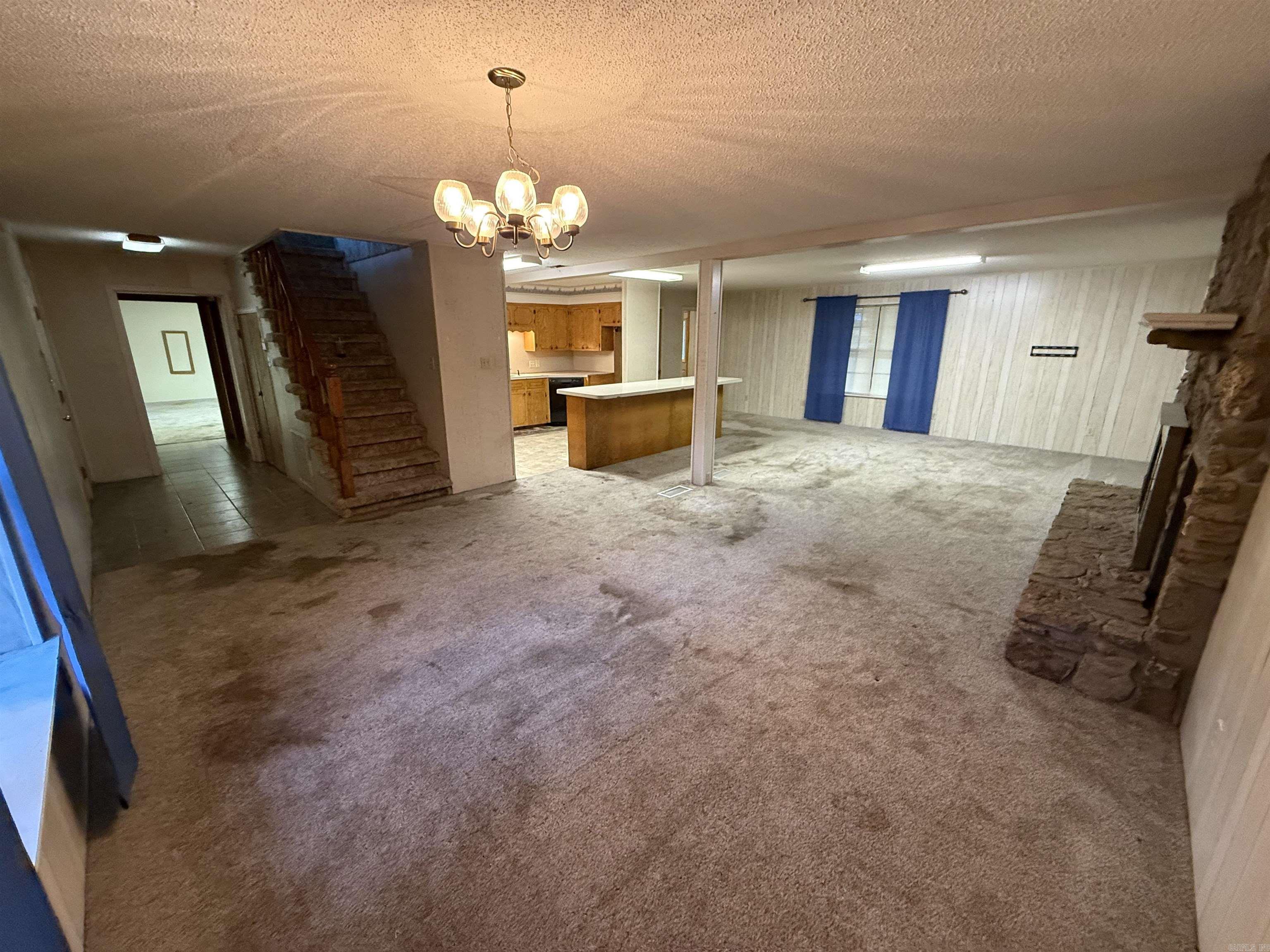 955 Hwy 31 Romance, AR 72136