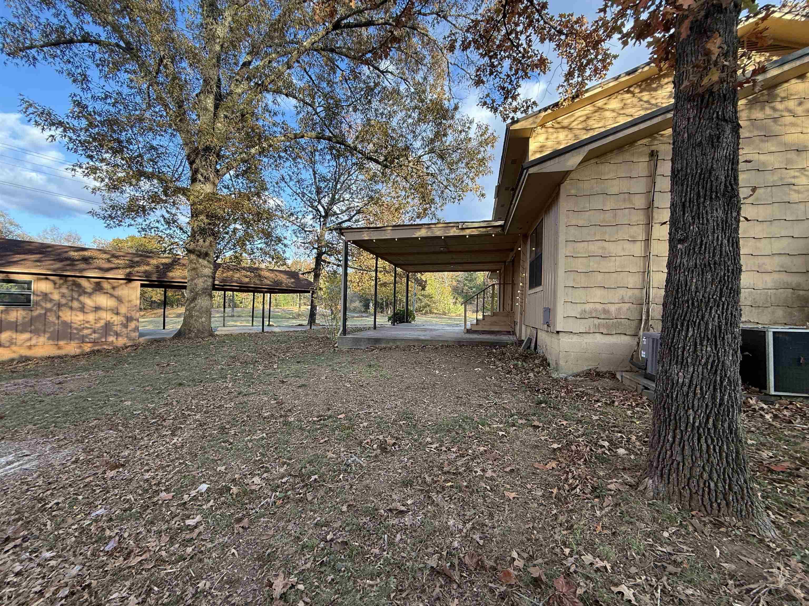 955 Hwy 31 Romance, AR 72136