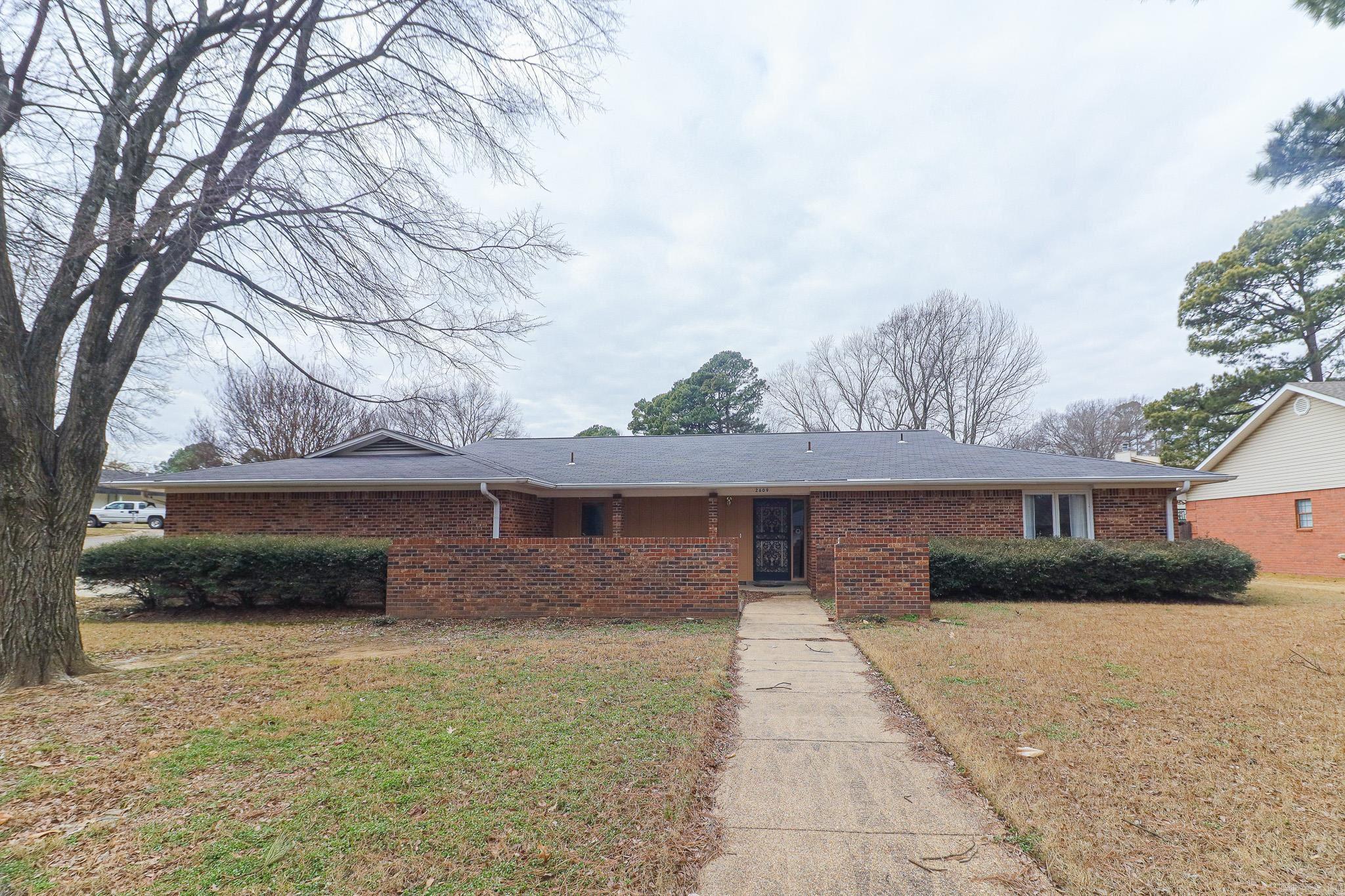 2609 Glenwood Drive Jonesboro, AR 72401