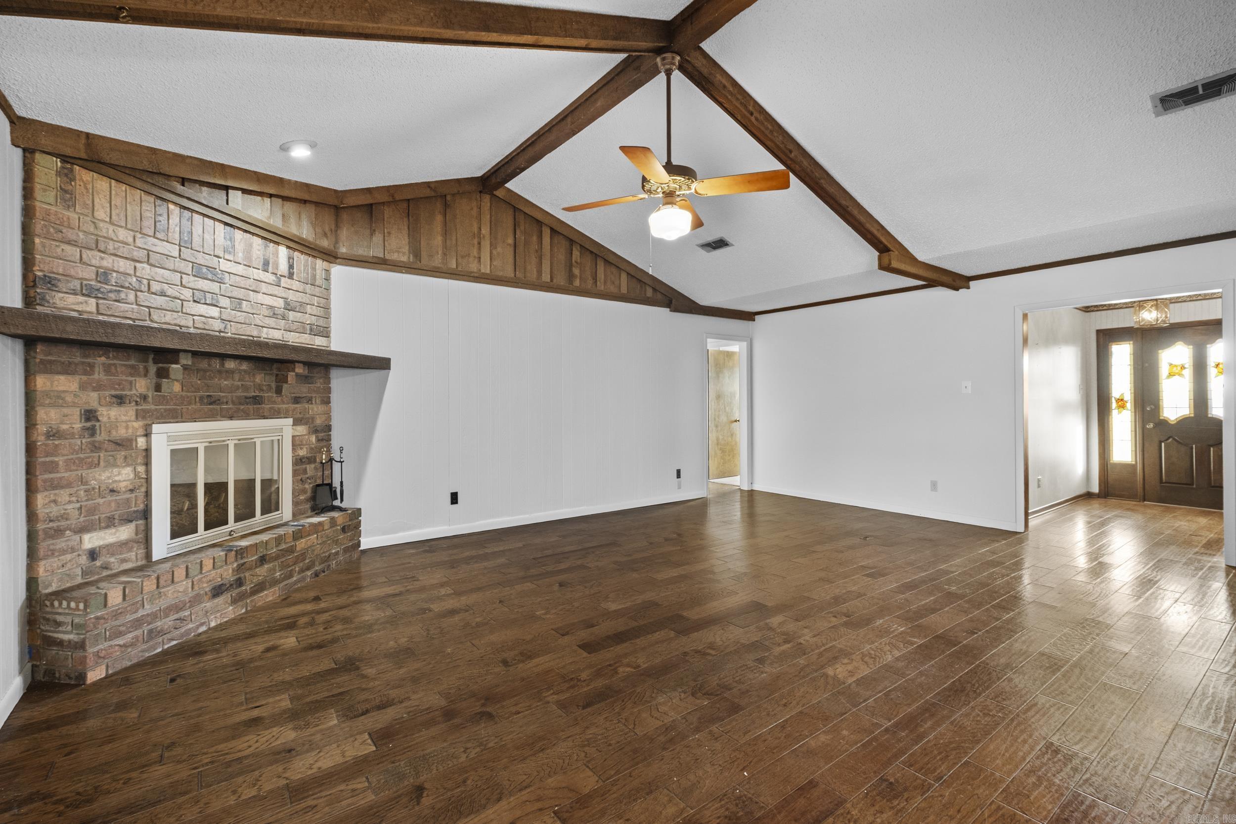 13 Pennwood Drive Sherwood, AR 72120