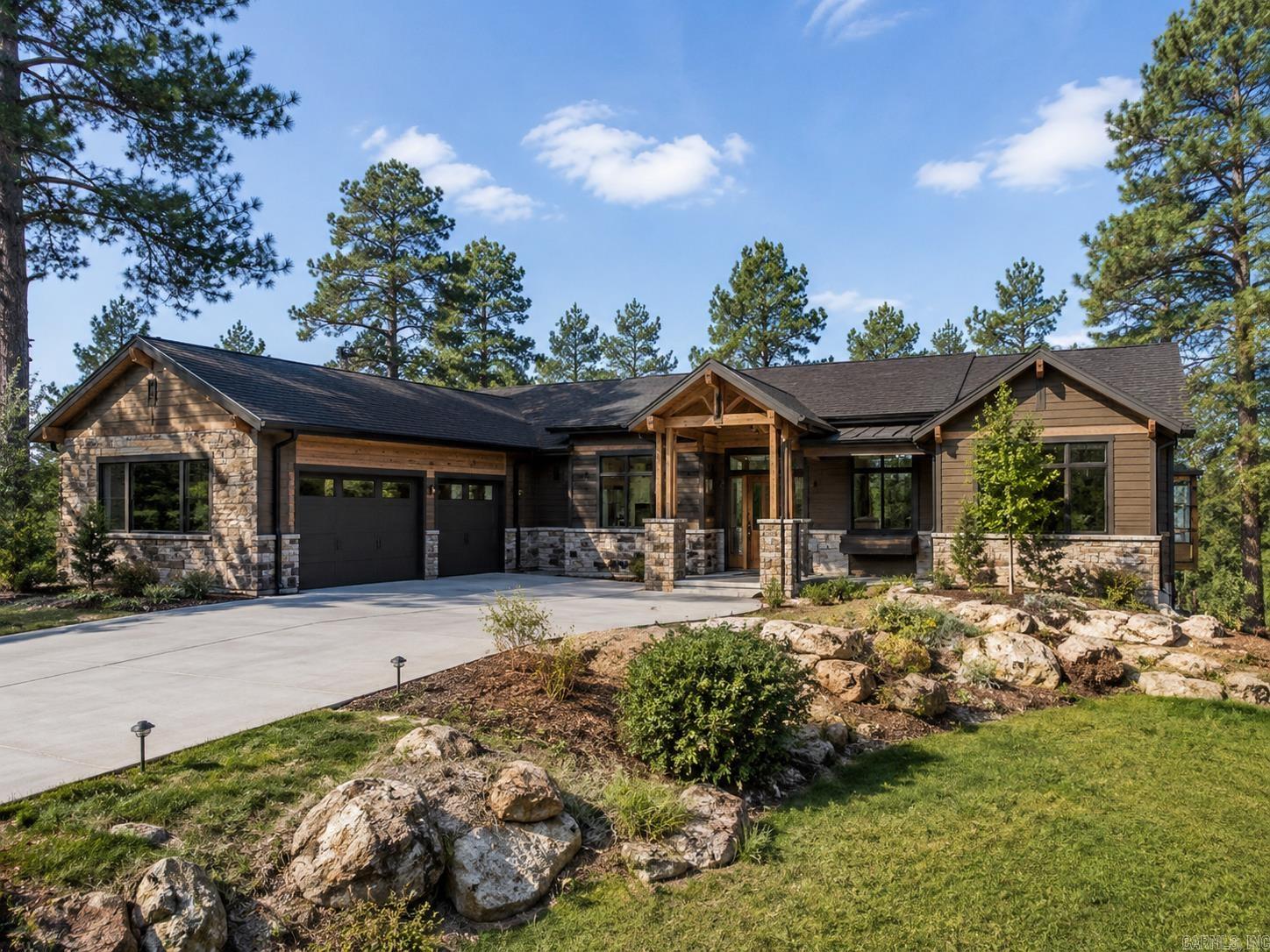 8 Ventisca  Hot Springs Village, AR
