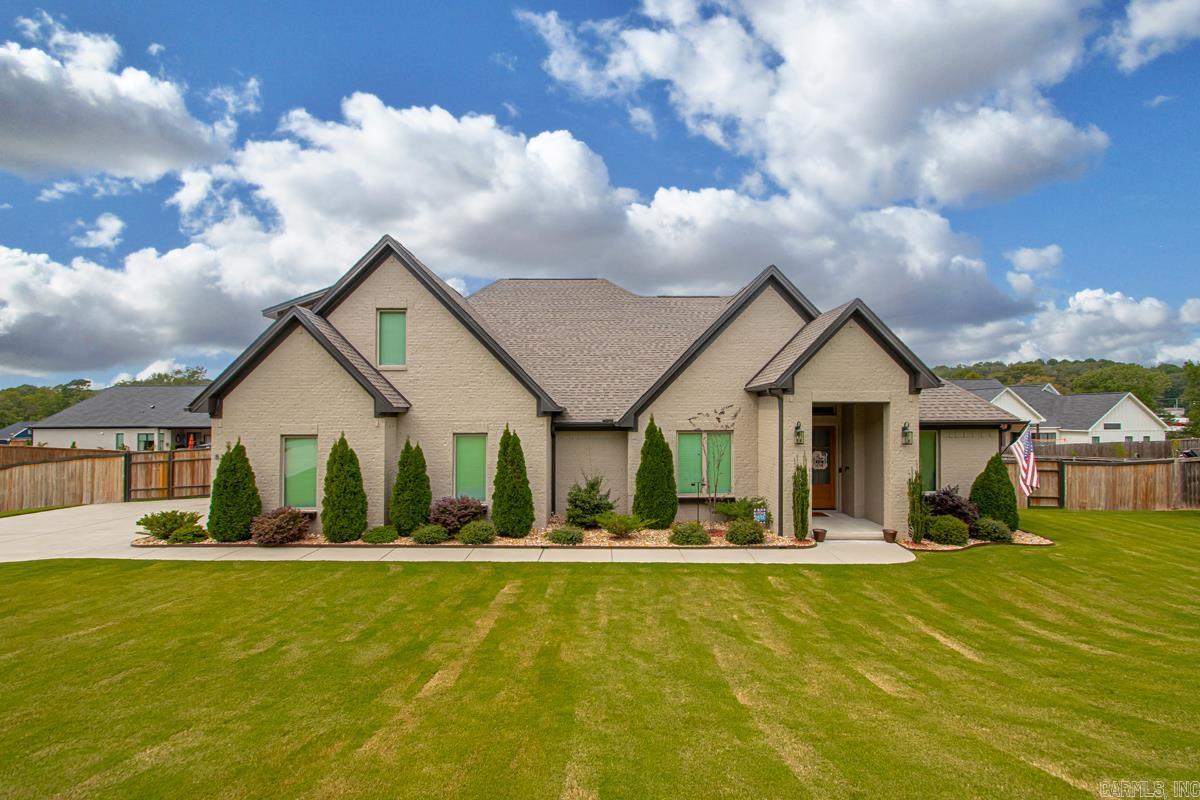 838  Belle Grove  Benton, AR