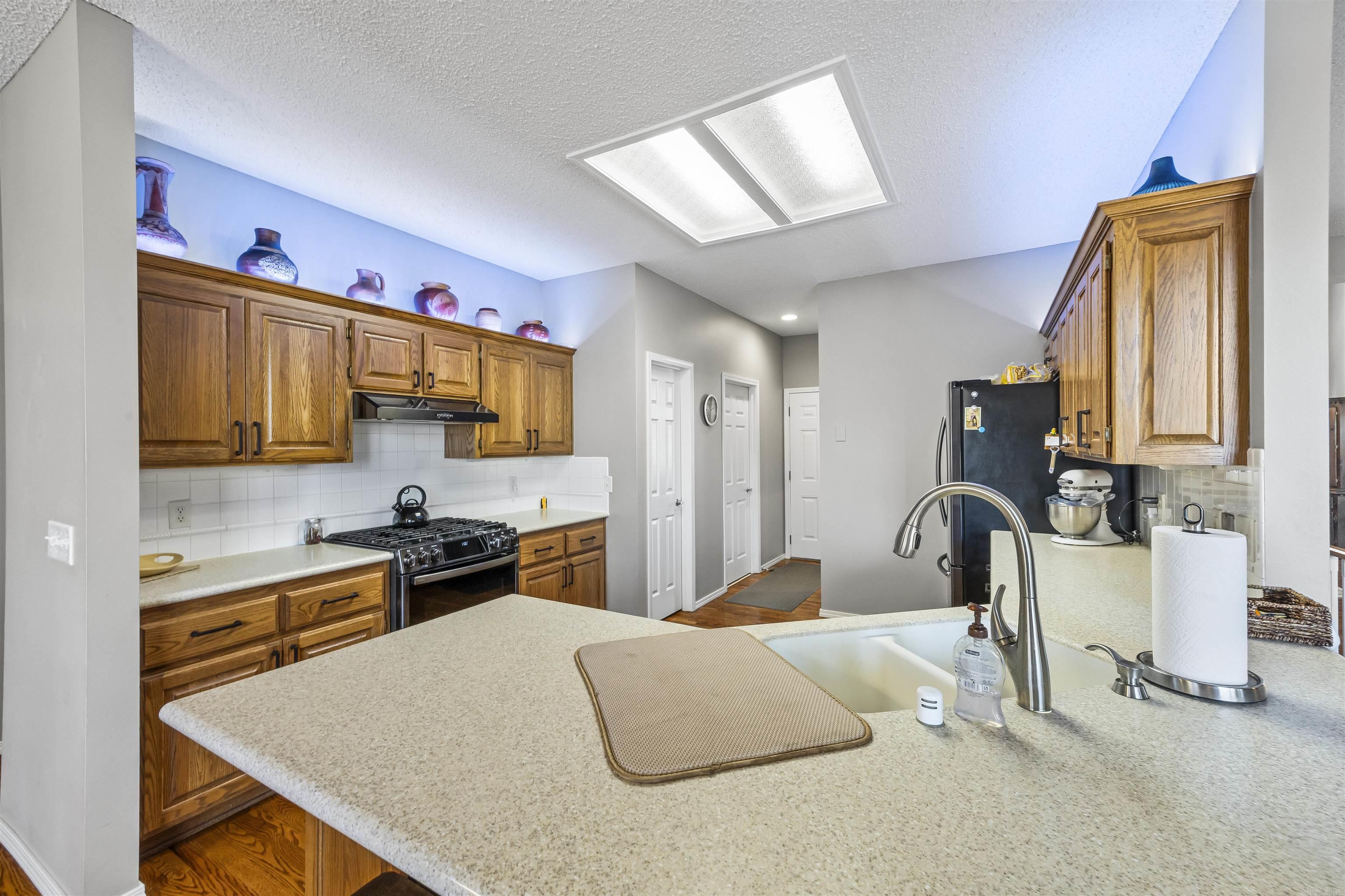 18 Kirkliston Ln  Bella Vista, AR