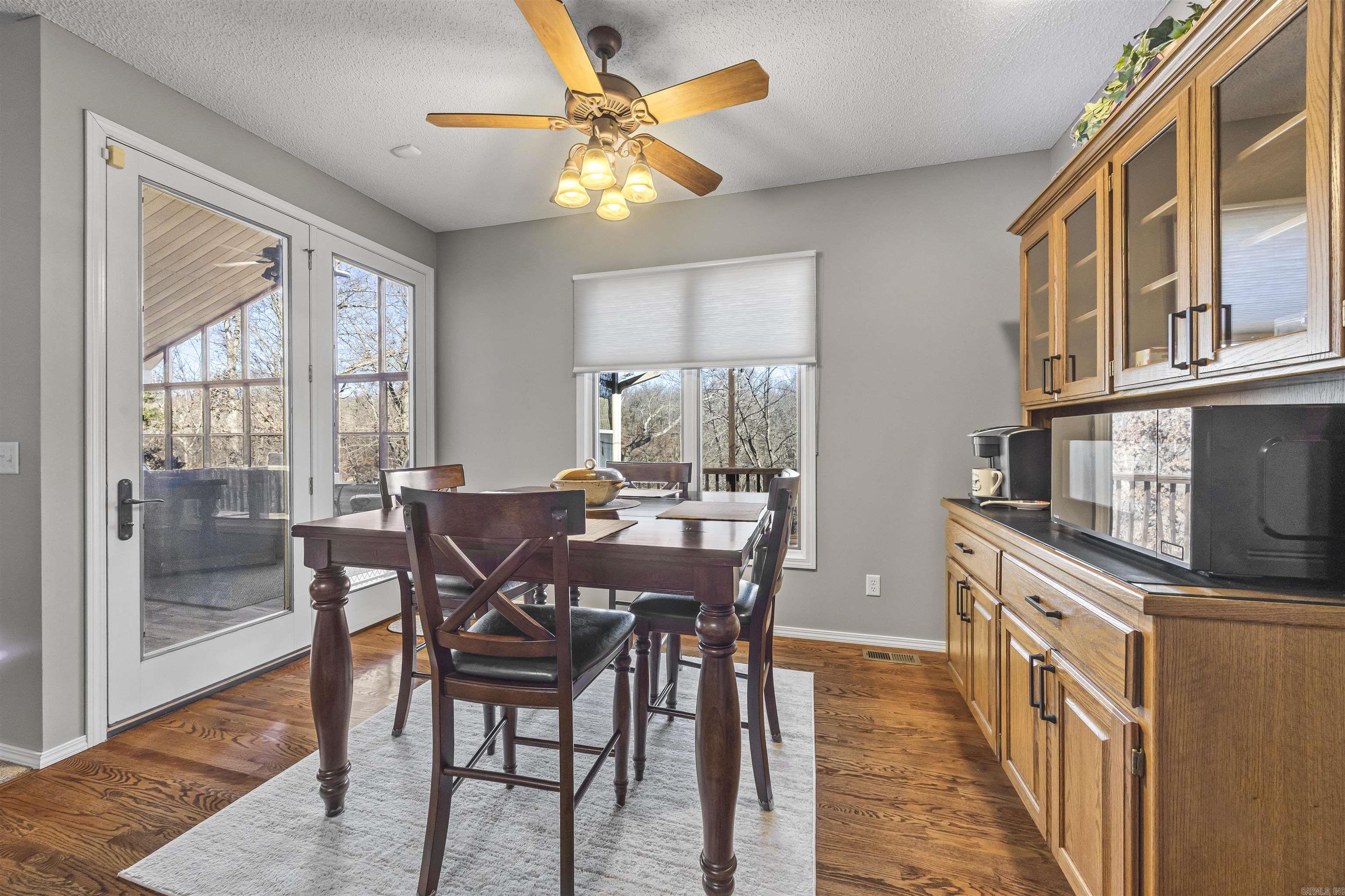 18 Kirkliston Ln  Bella Vista, AR