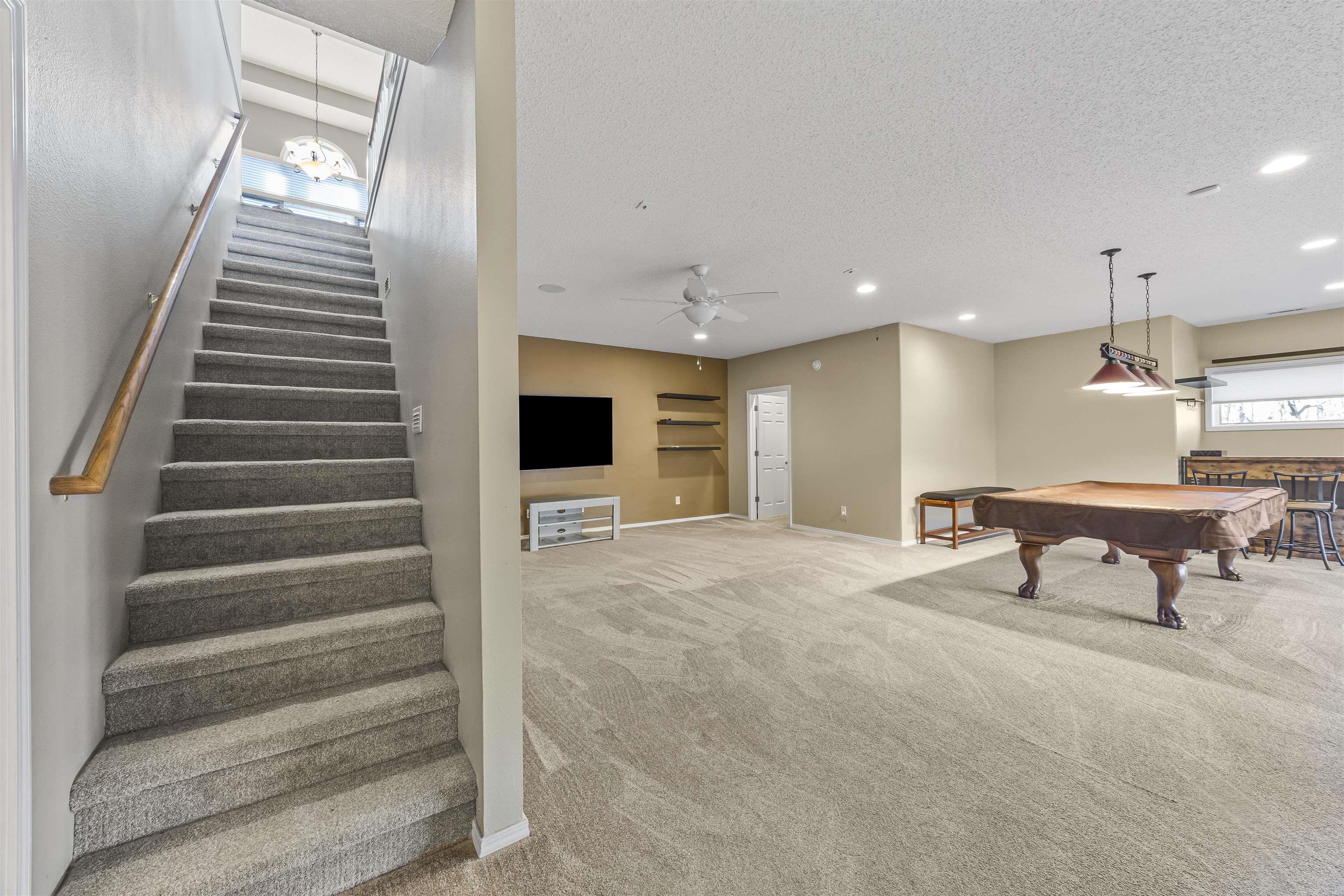 18 Kirkliston Ln  Bella Vista, AR