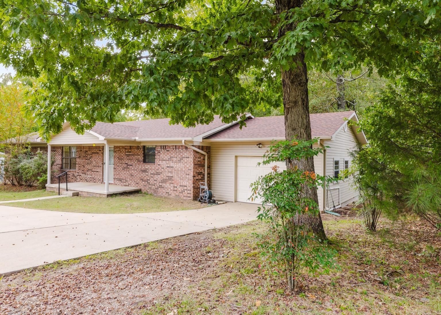 217 N Mission Street Hot Springs, AR 71913