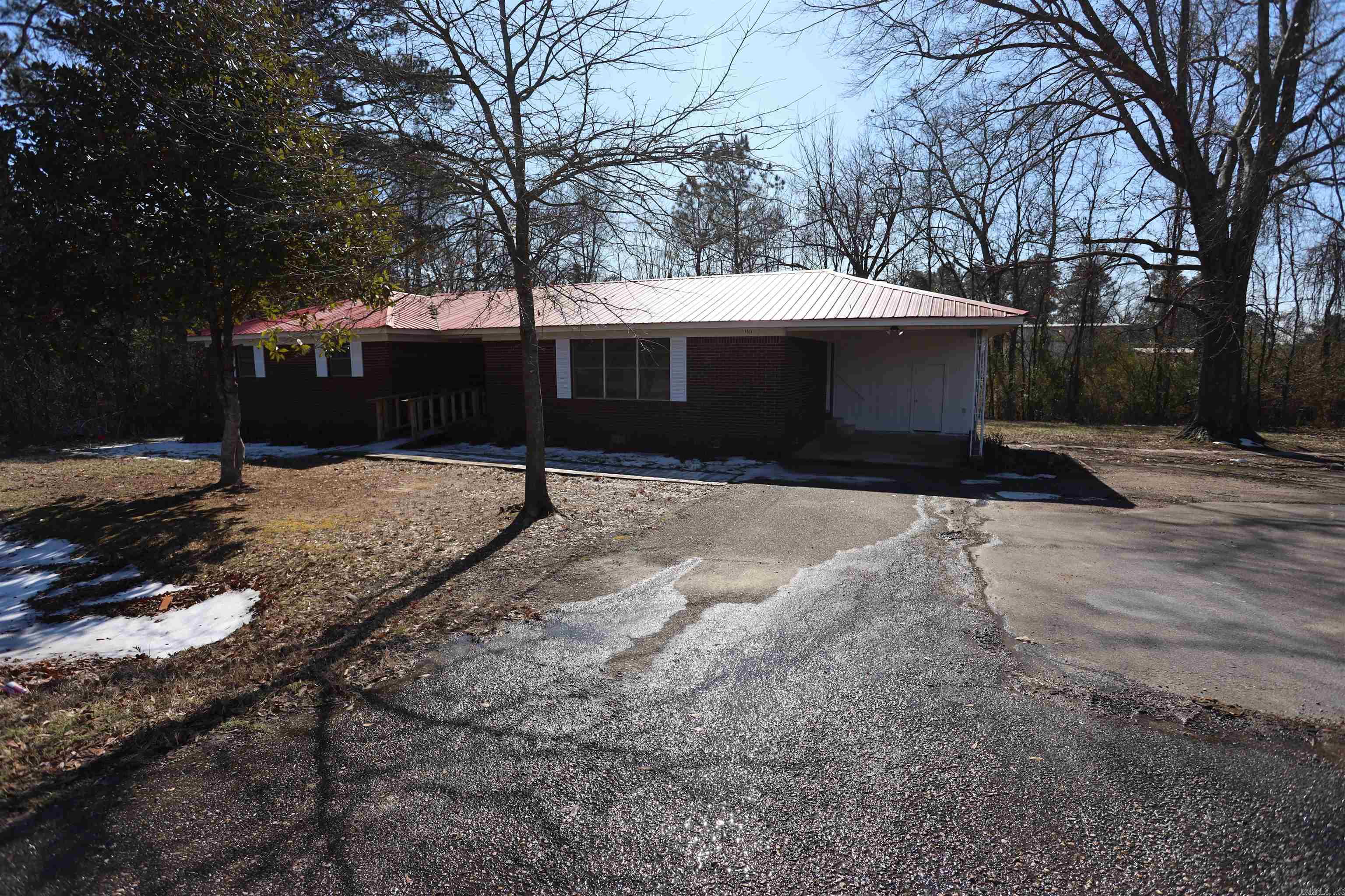 1108 E church  Warren, AR