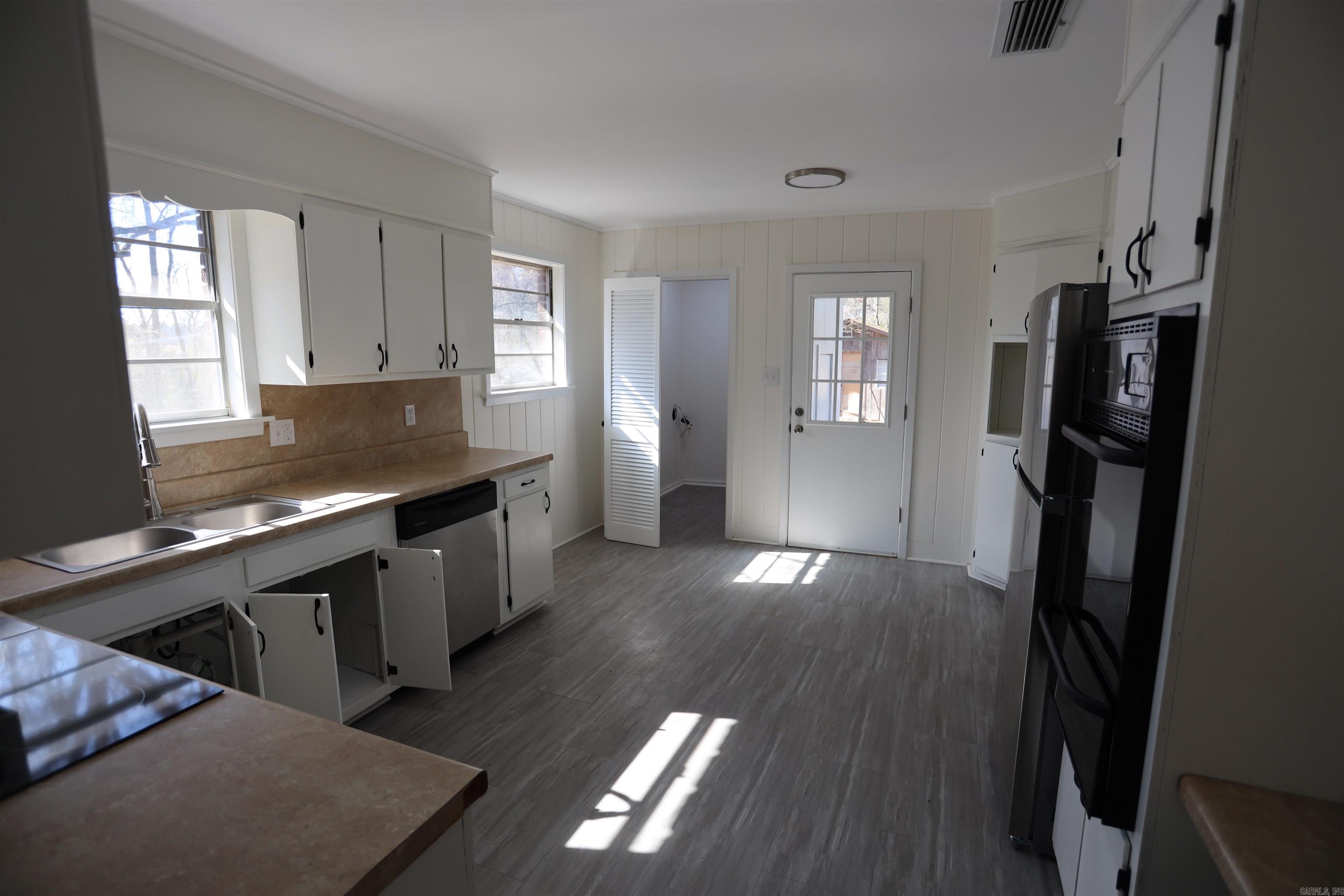 1108 E church  Warren, AR