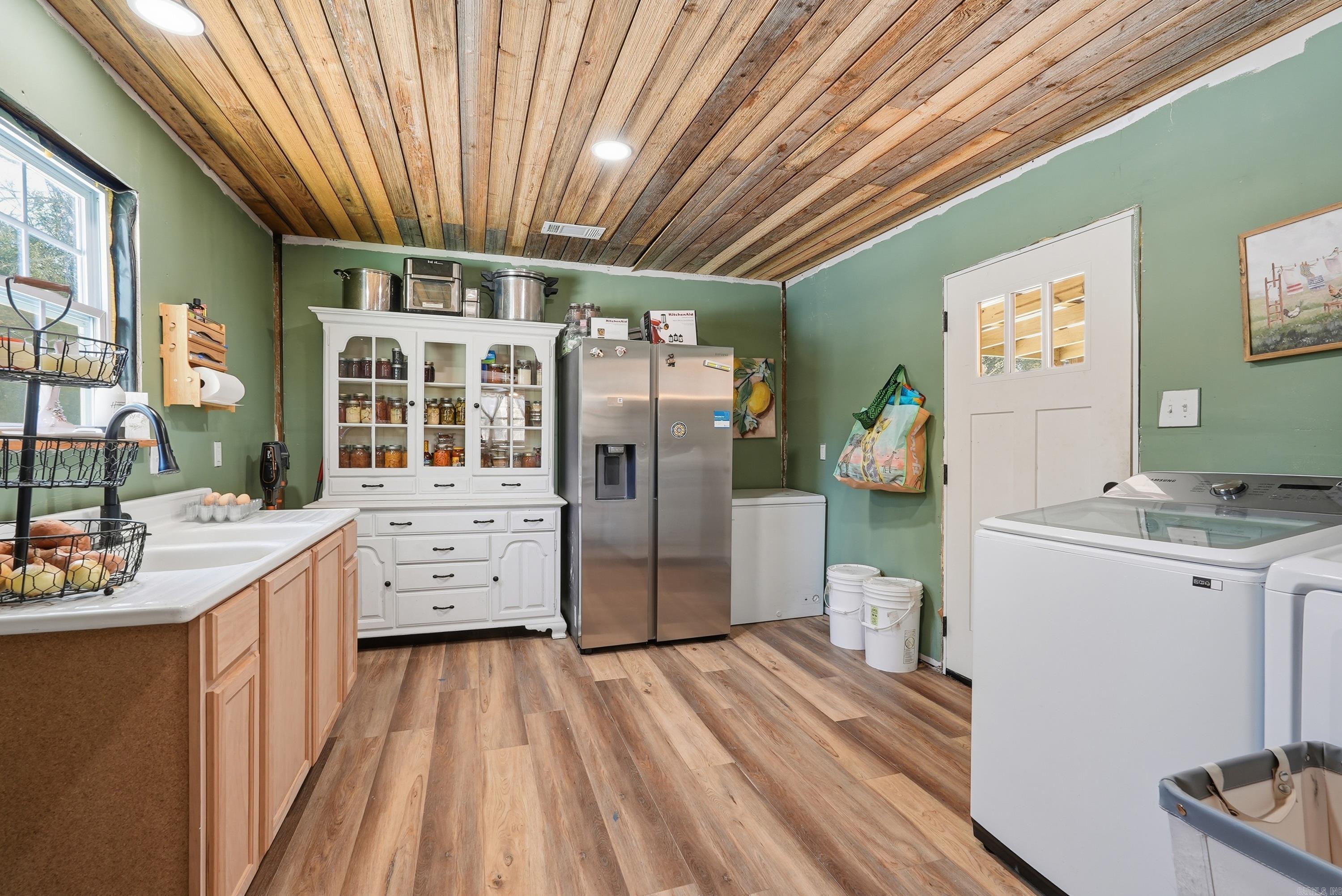 121 Pumpkin Center Circle Quitman, AR 72131