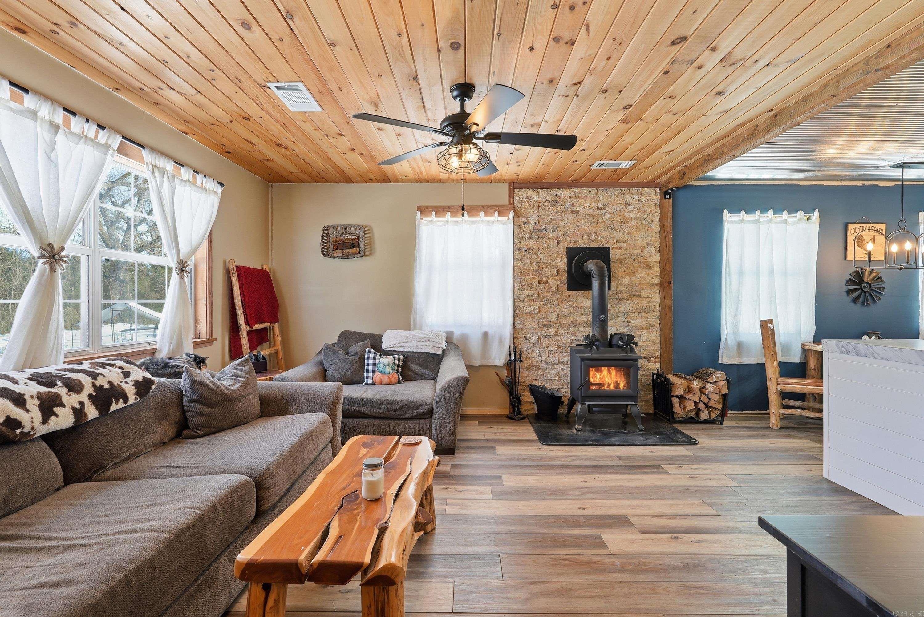 121 Pumpkin Center Circle Quitman, AR 72131