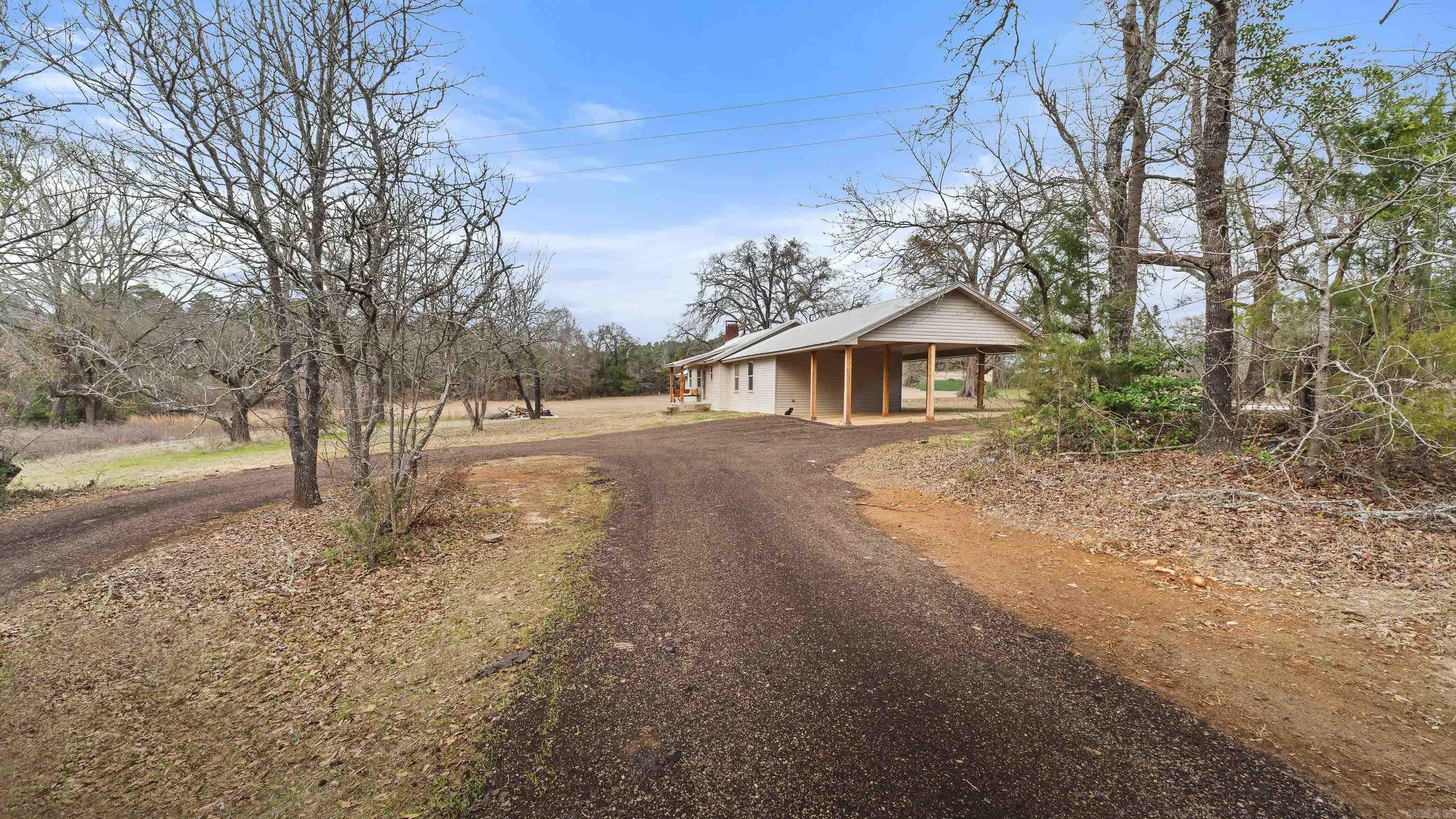 3897 County Road 3110 Atlanta, TX 75551