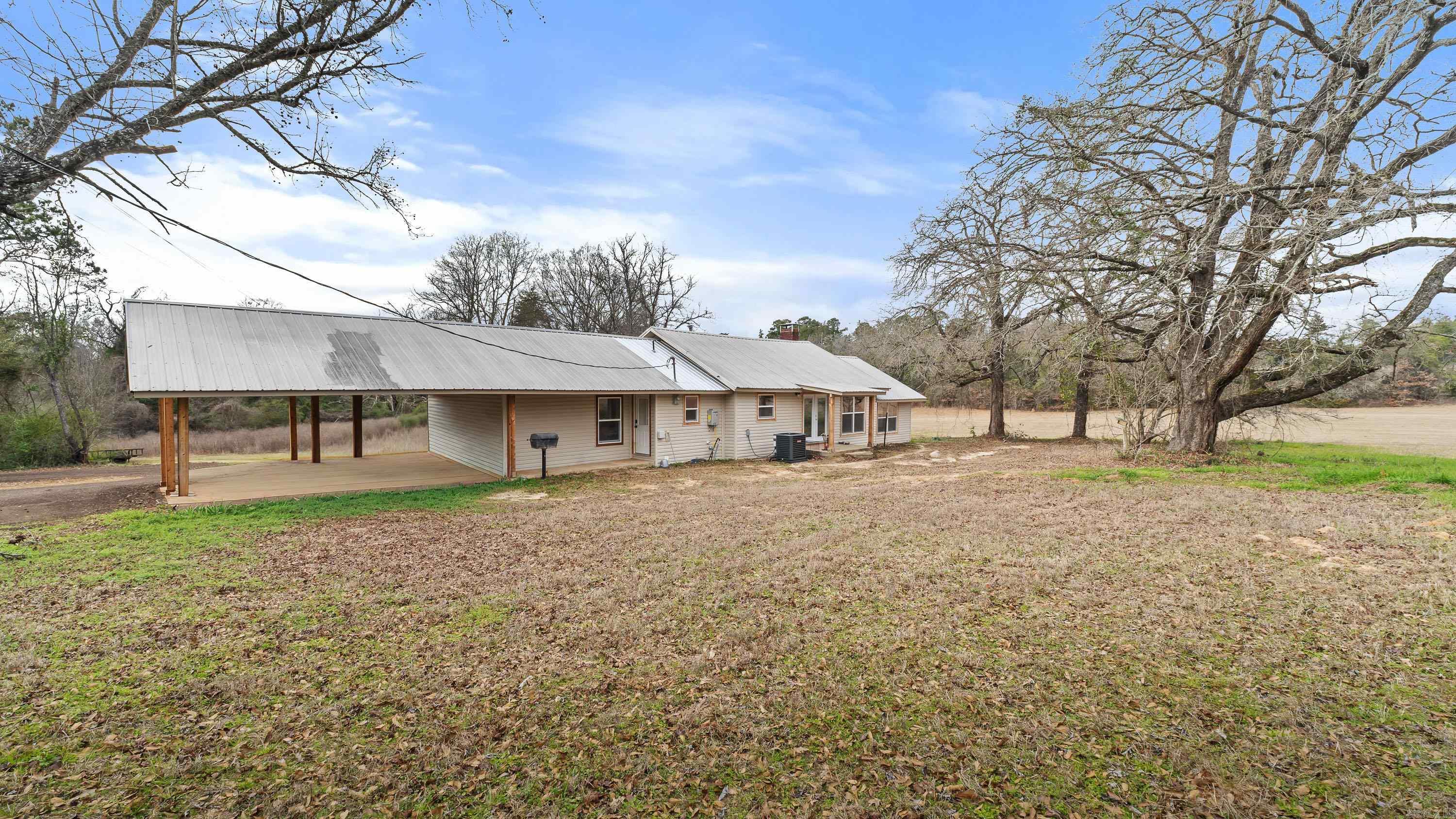 3897 County Road 3110 Atlanta, TX 75551