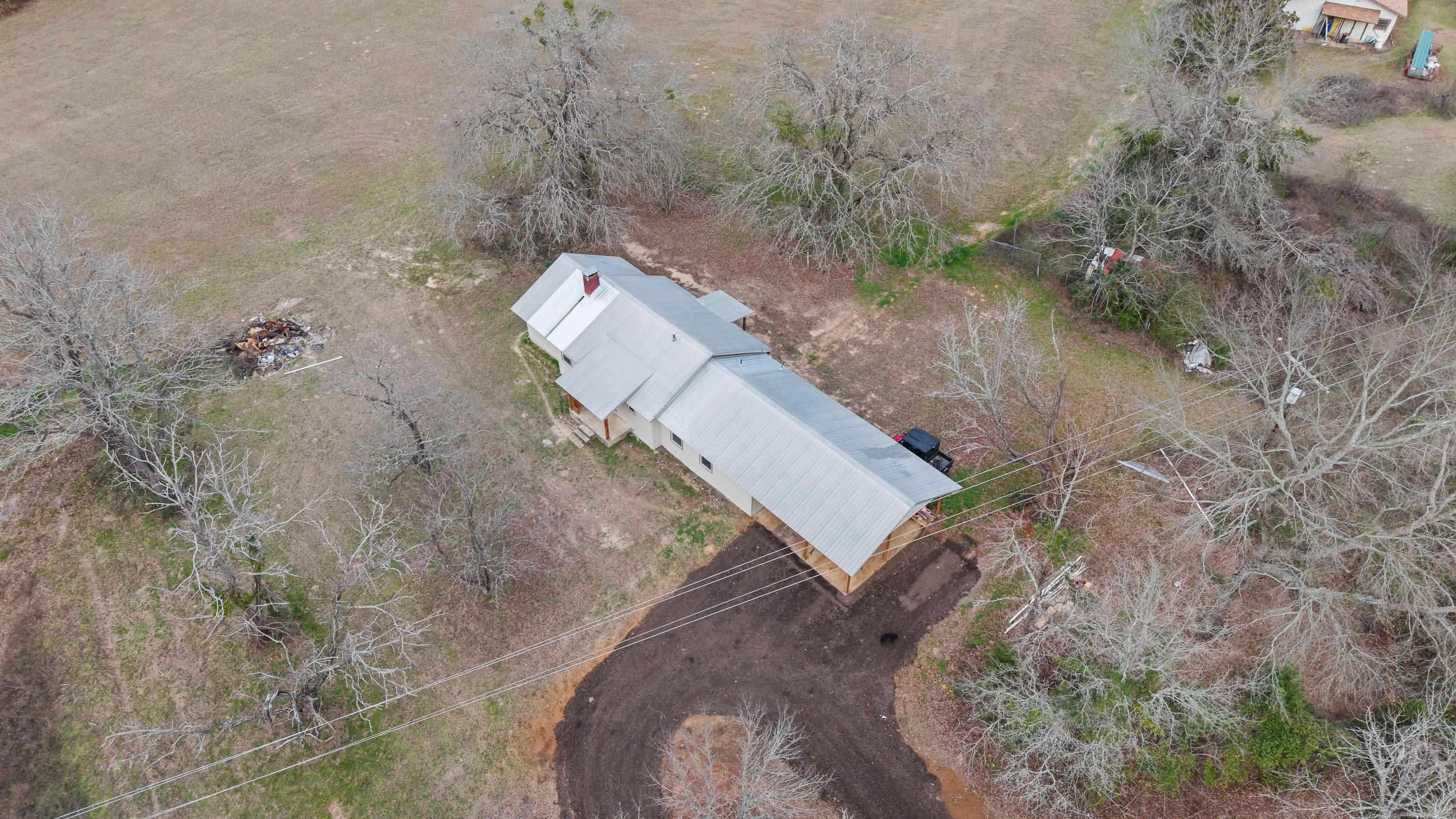 3897 County Road 3110 Atlanta, TX 75551