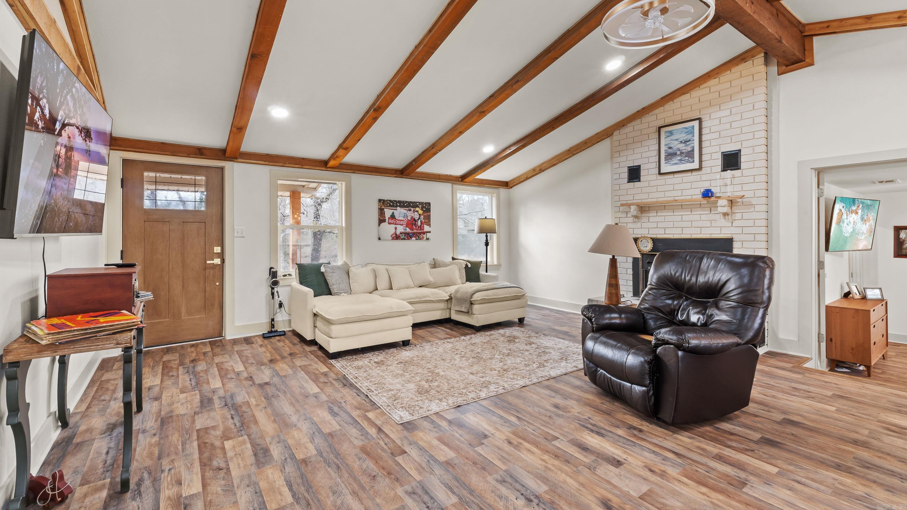 3897 County Road 3110 Atlanta, TX 75551