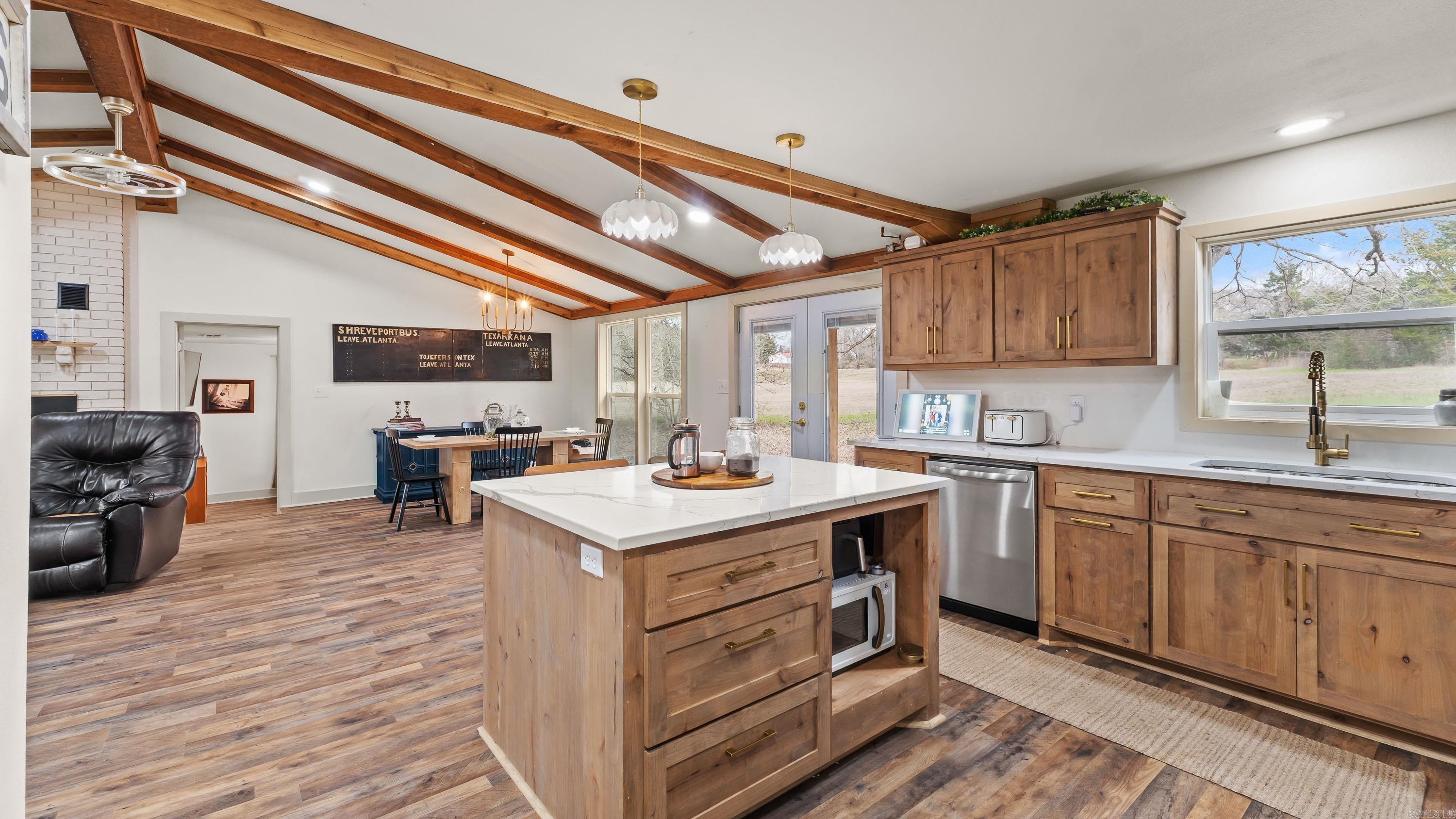 3897 County Road 3110 Atlanta, TX 75551