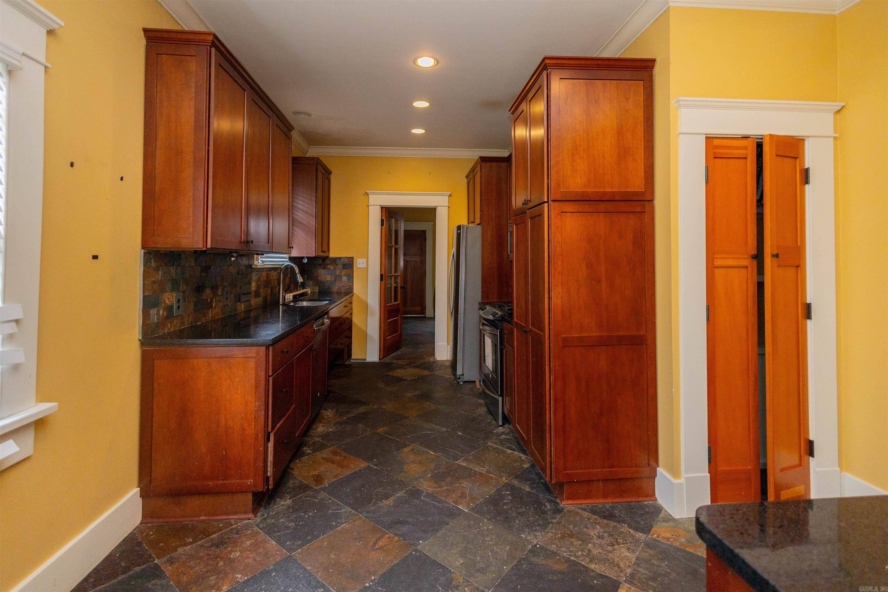 215 Johnson Street Little Rock, AR 72205