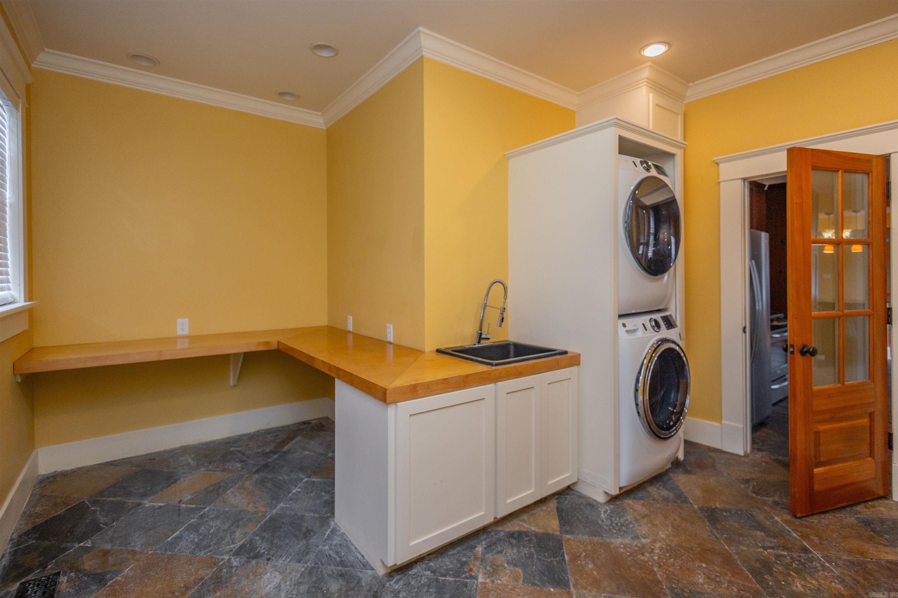 215 Johnson Street Little Rock, AR 72205