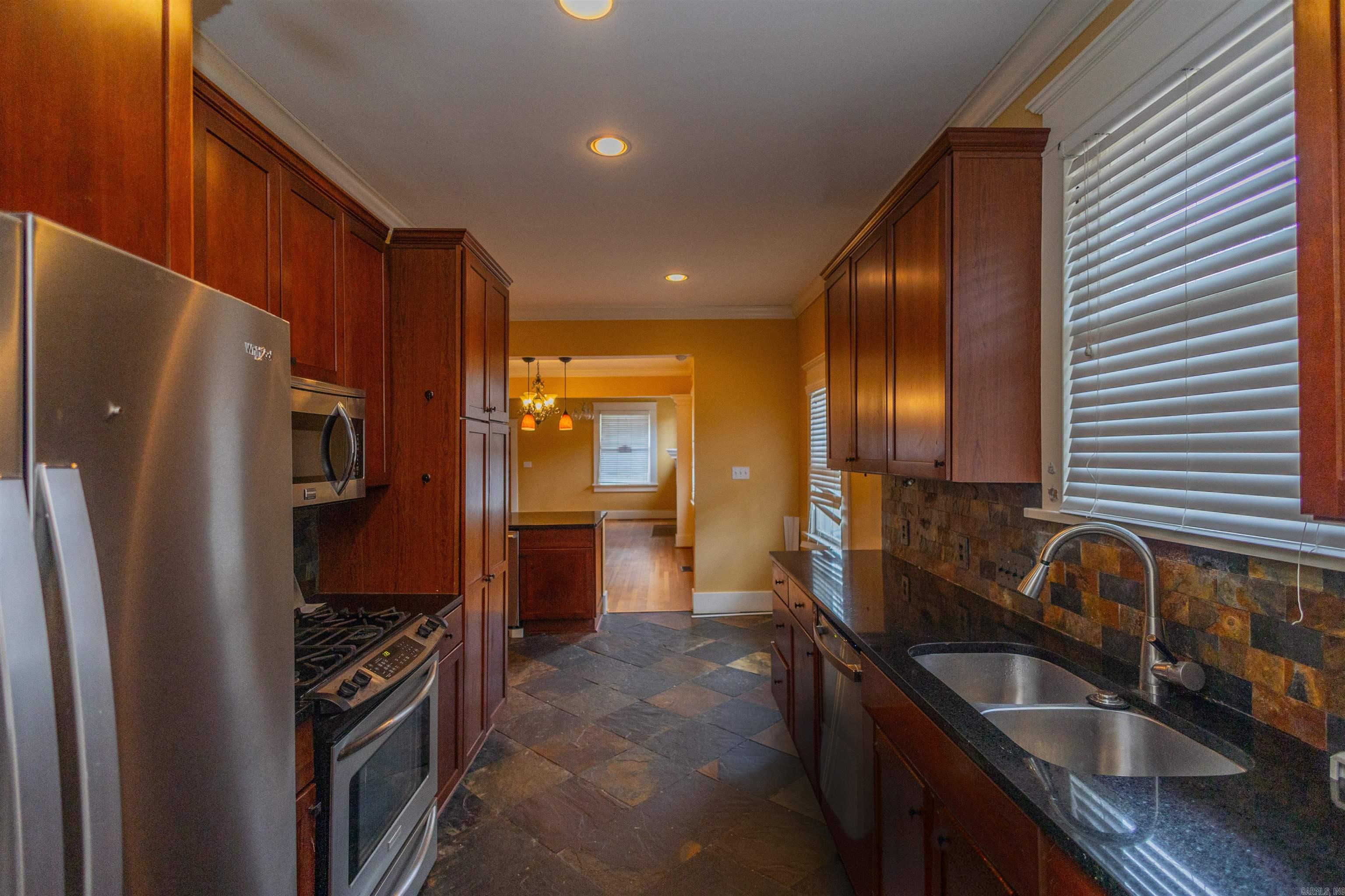 215 Johnson Street Little Rock, AR 72205