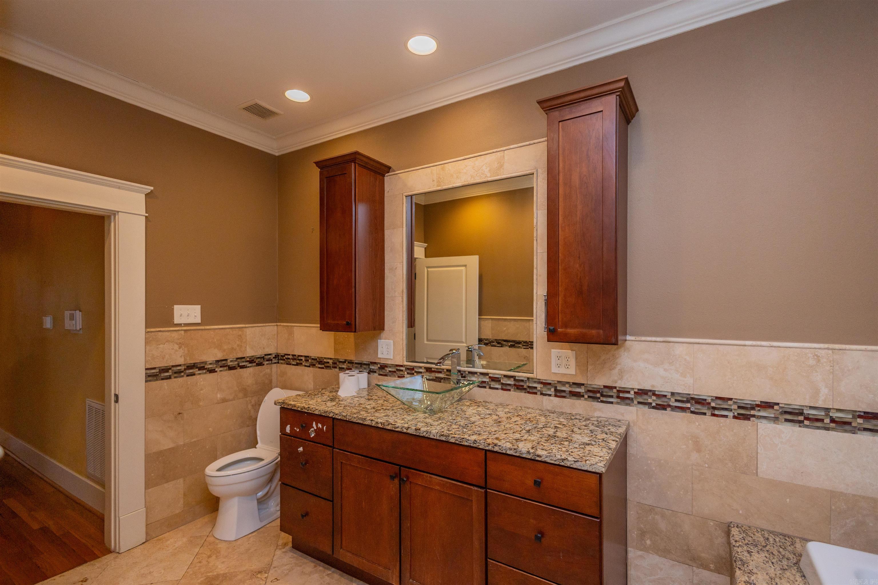 215 Johnson Street Little Rock, AR 72205