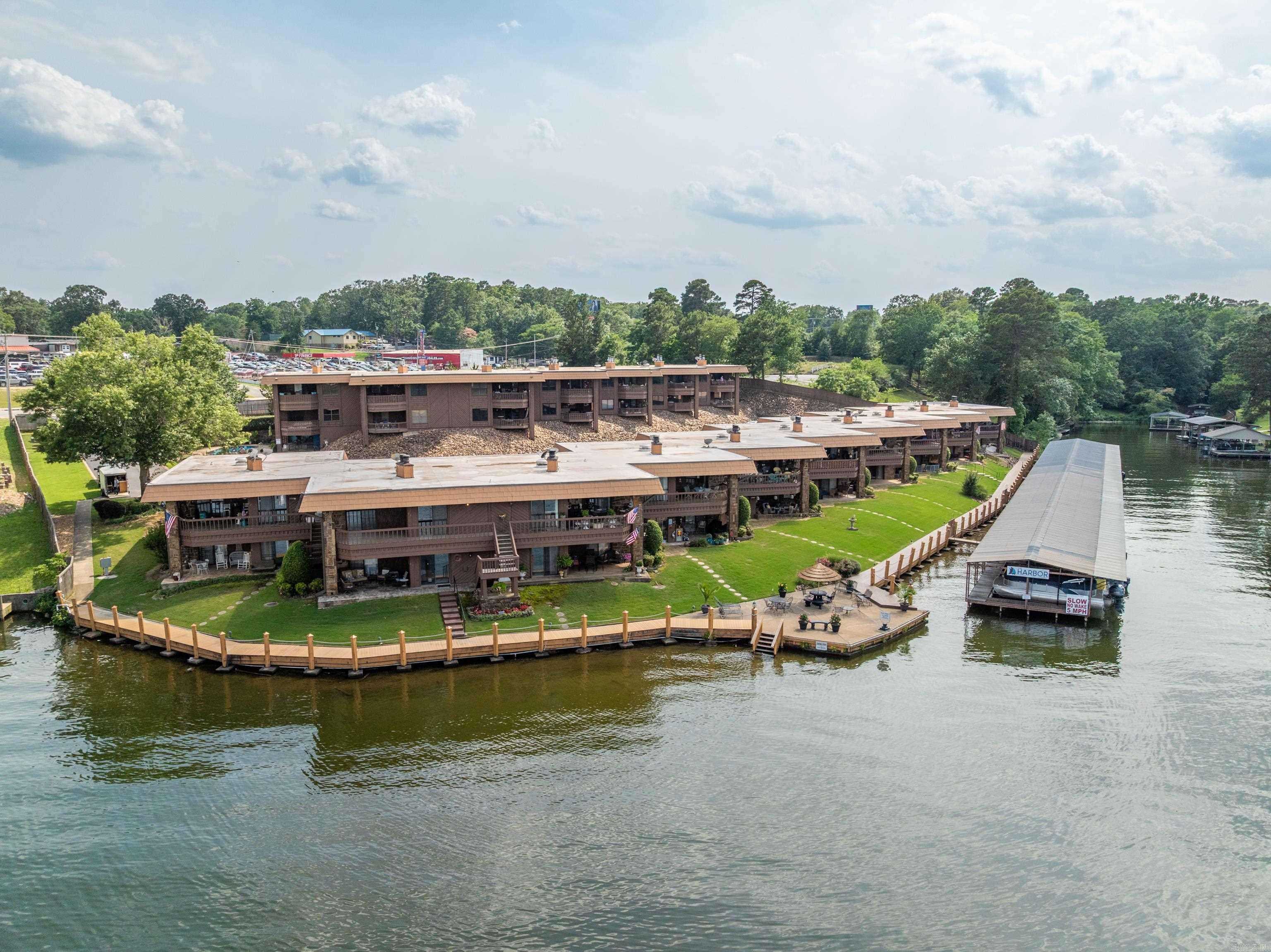 1412 Airport  Hot Springs, AR