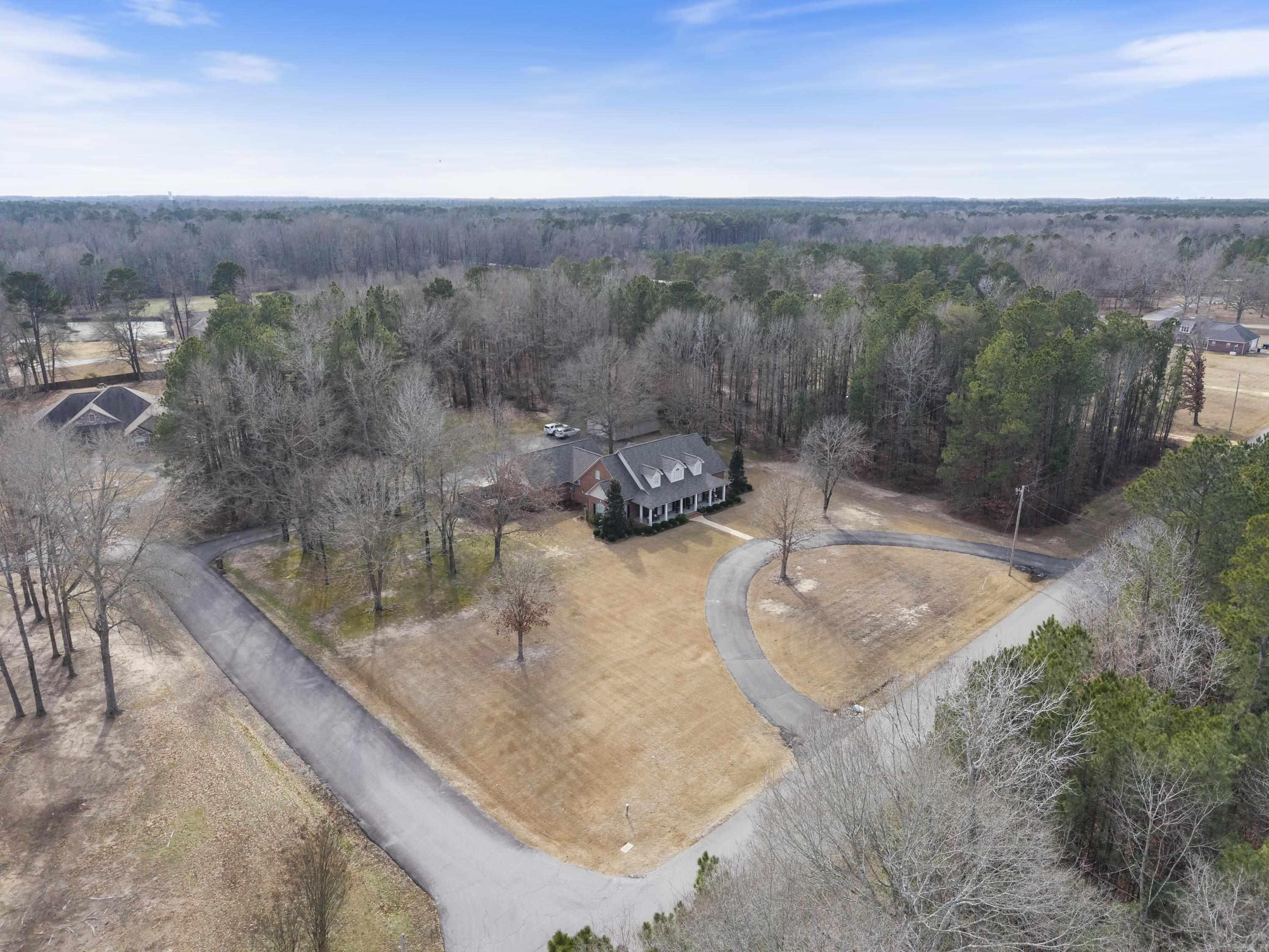 2786 Nestlewood  White Hall, AR