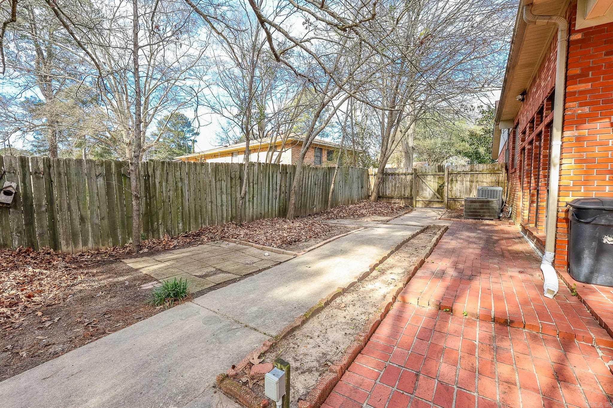 405 Robin Road El Dorado, AR 71730