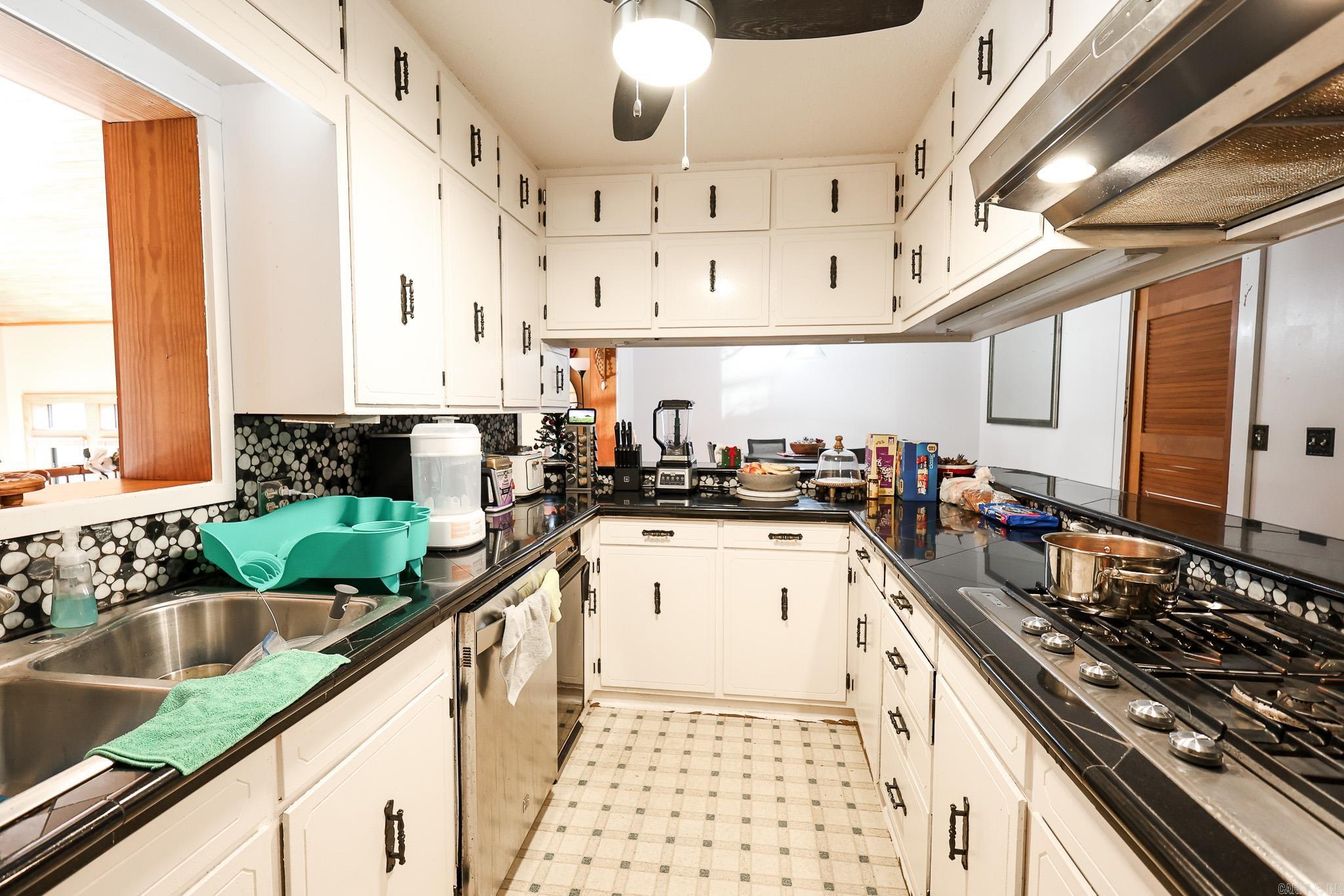 405 Robin Road El Dorado, AR 71730