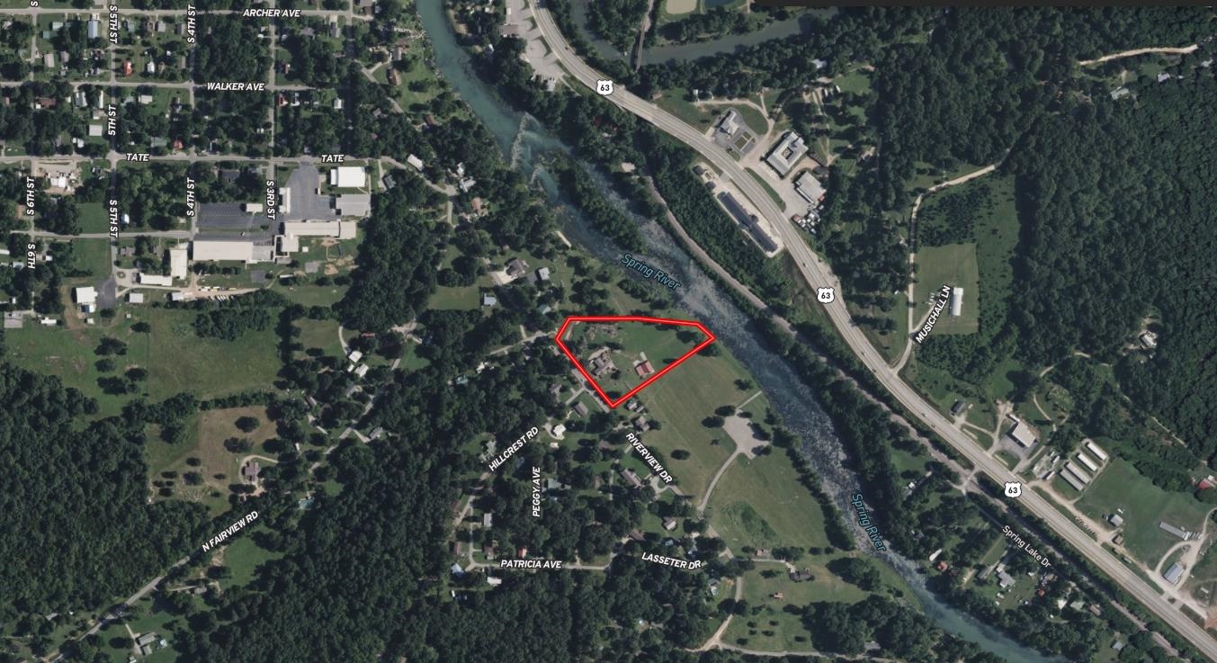 382 Riverview Drive  Mammoth Spring, AR