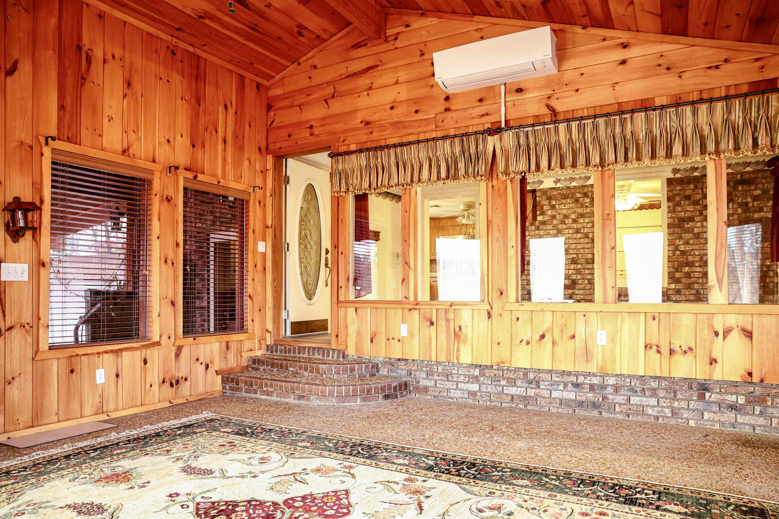 382 Riverview Drive  Mammoth Spring, AR