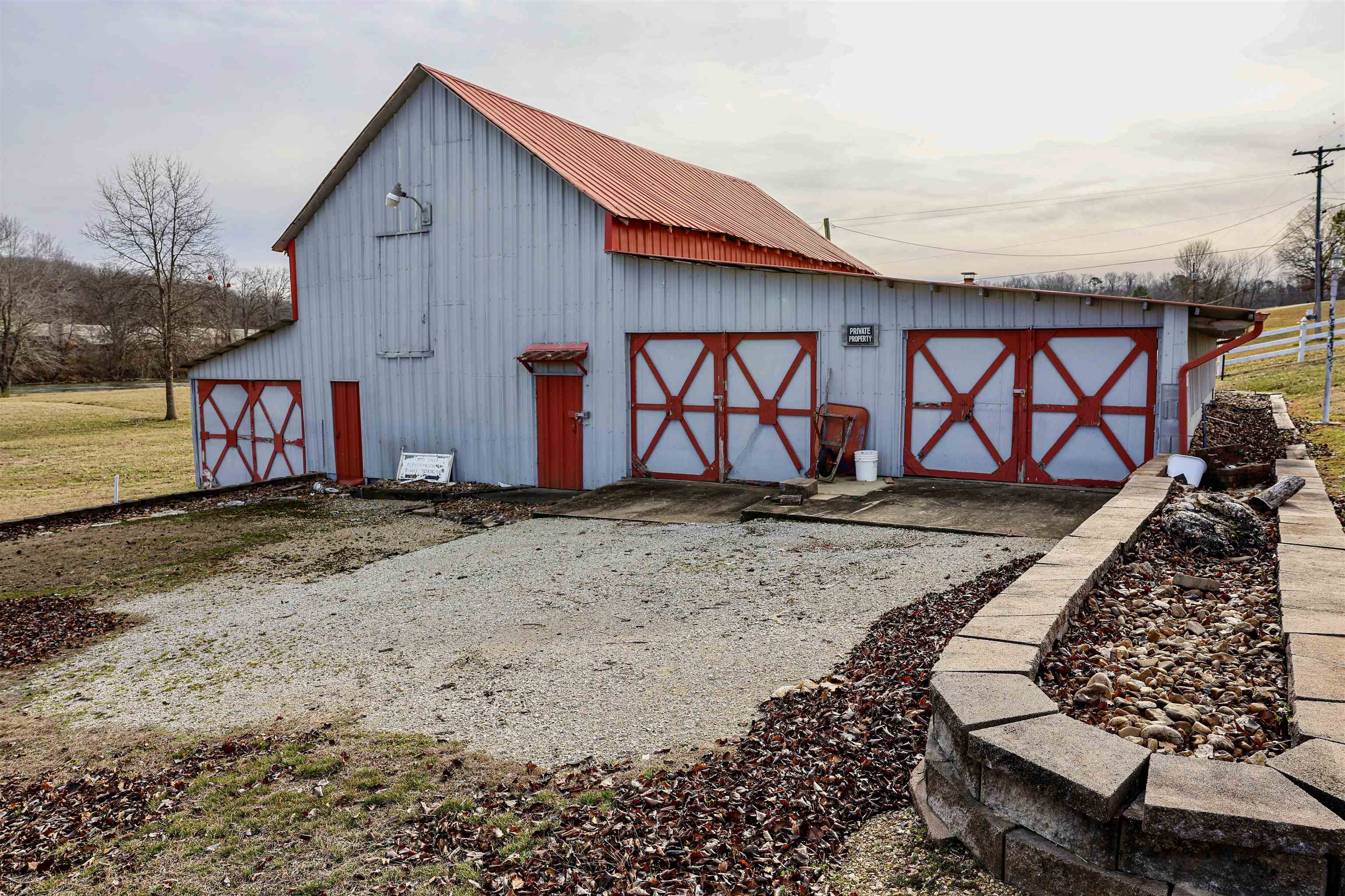 382 Riverview Drive  Mammoth Spring, AR