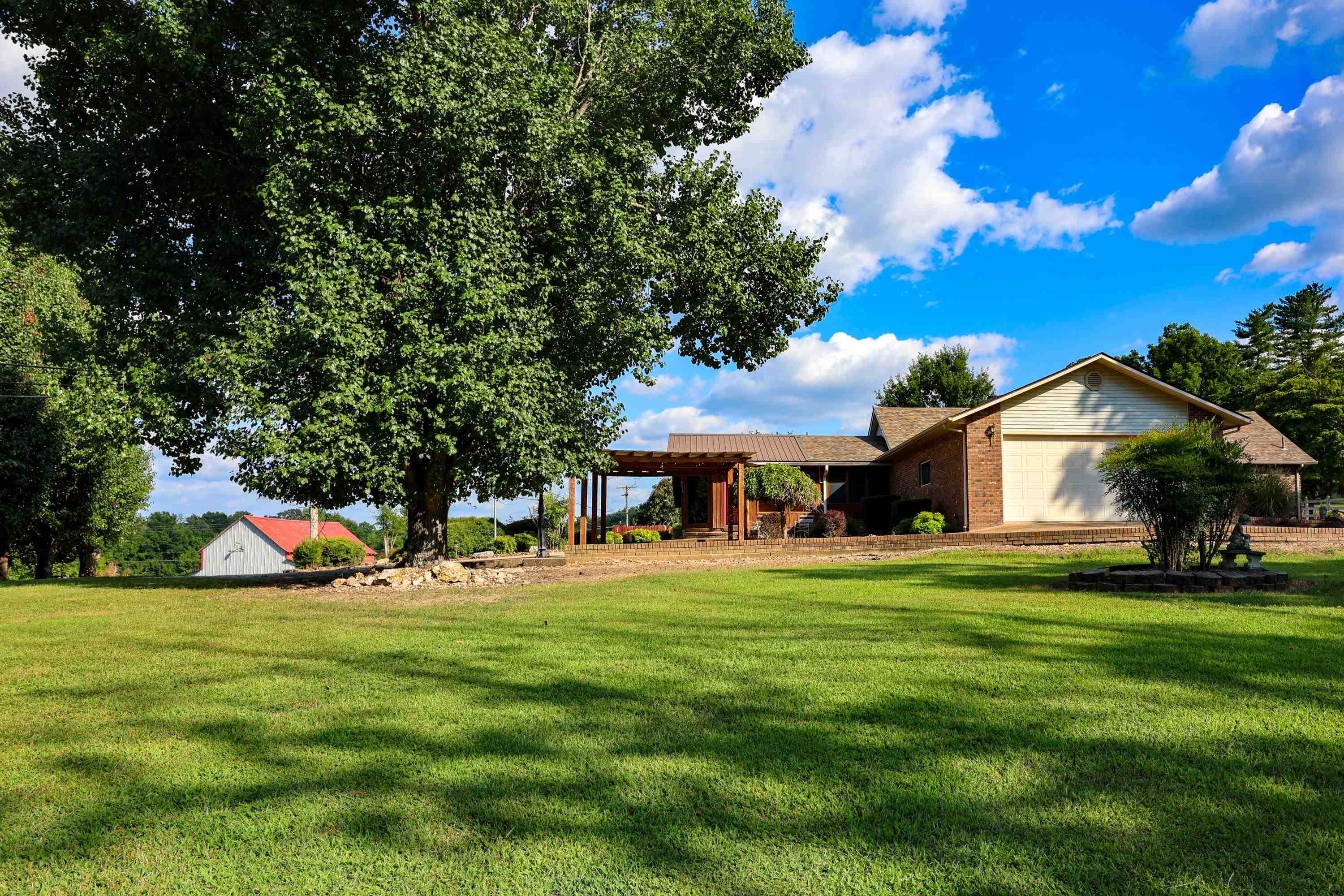 382 Riverview Drive  Mammoth Spring, AR