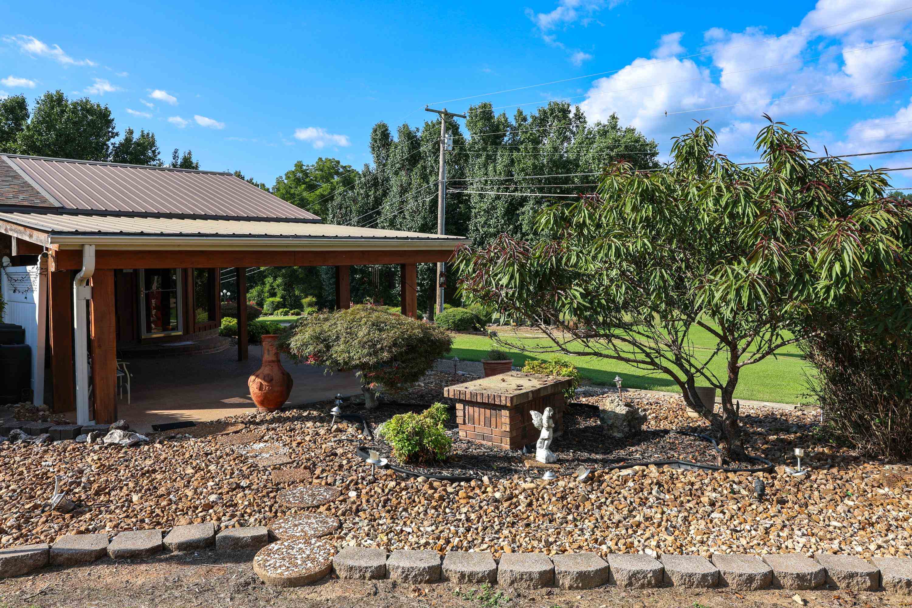 382 Riverview Drive  Mammoth Spring, AR