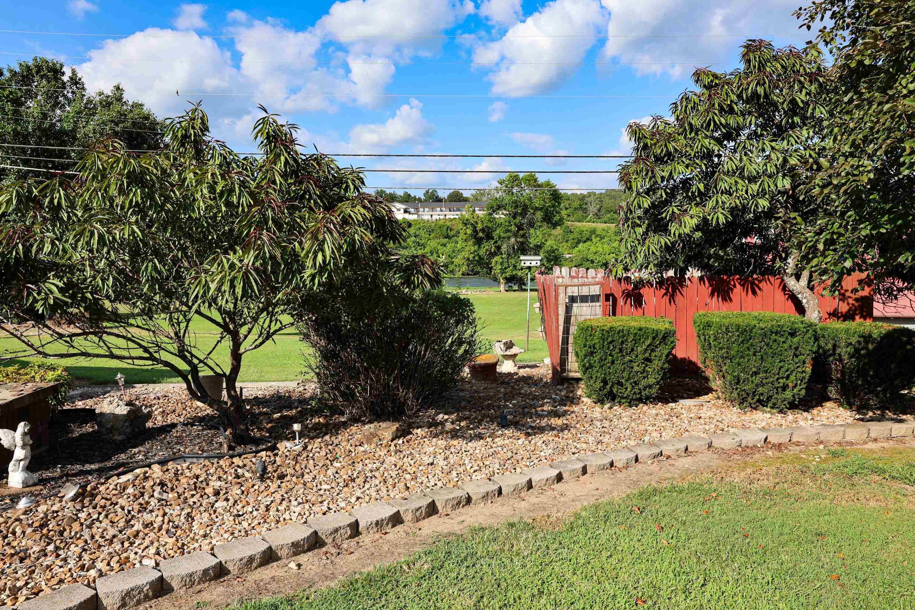 382 Riverview Drive  Mammoth Spring, AR