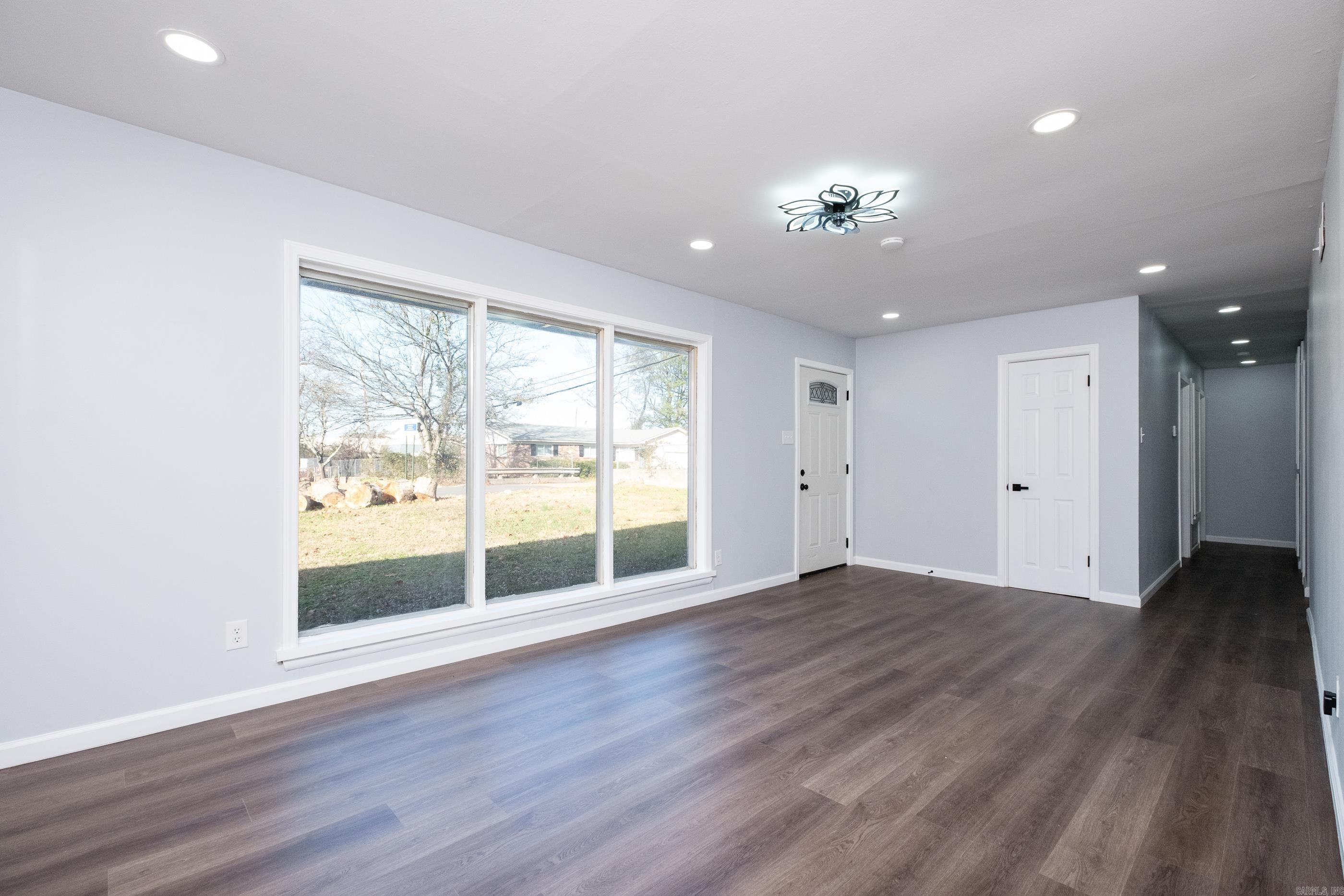 307 Sunnymeade Dr  Little Rock, AR