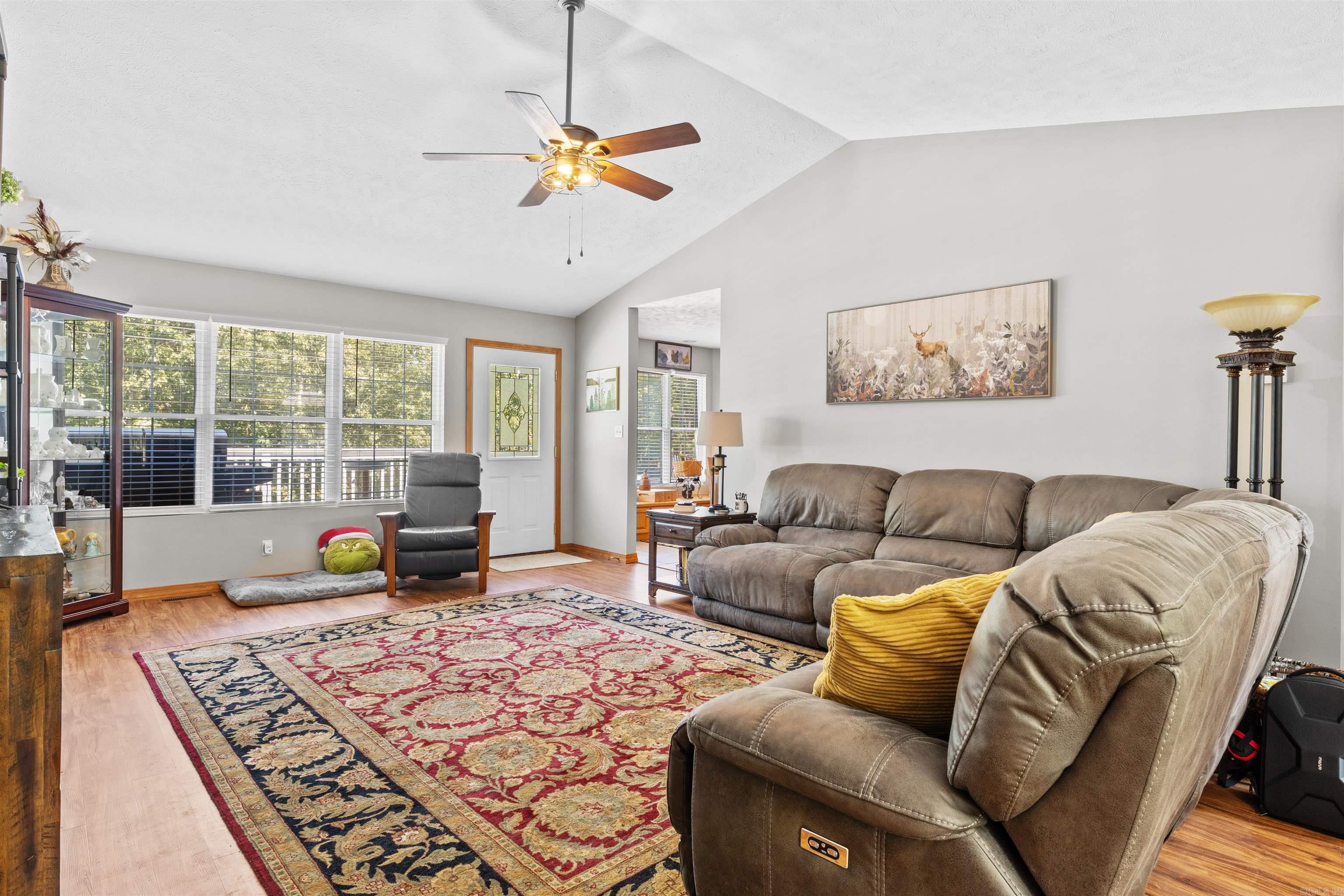 60 Red Fox Rd  Greers Ferry, AR