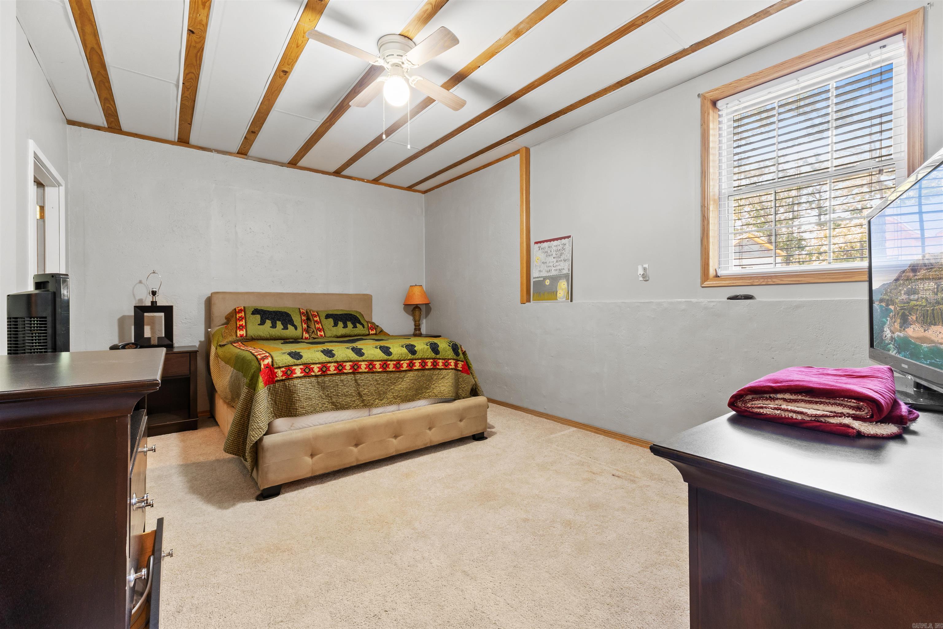 60 Red Fox Rd  Greers Ferry, AR