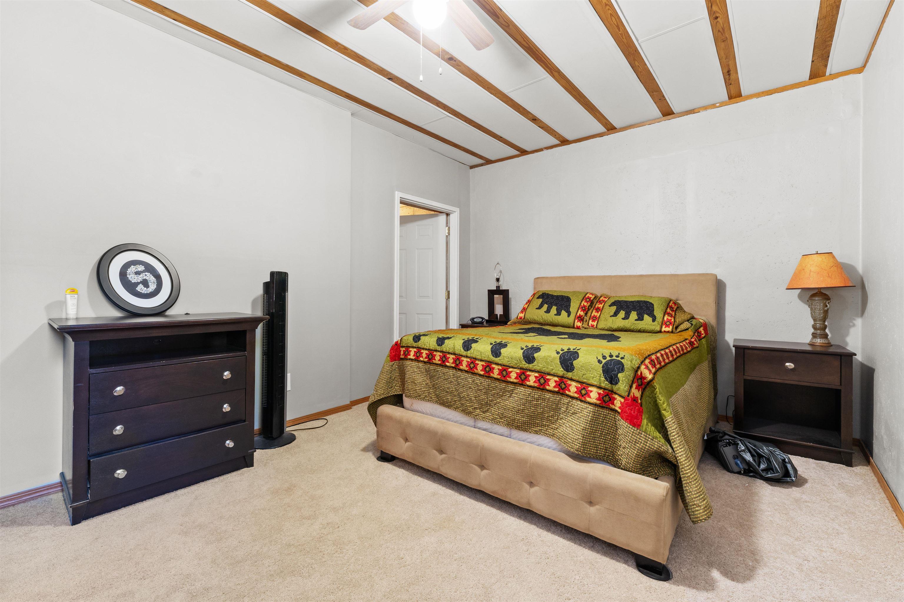 60 Red Fox Rd  Greers Ferry, AR