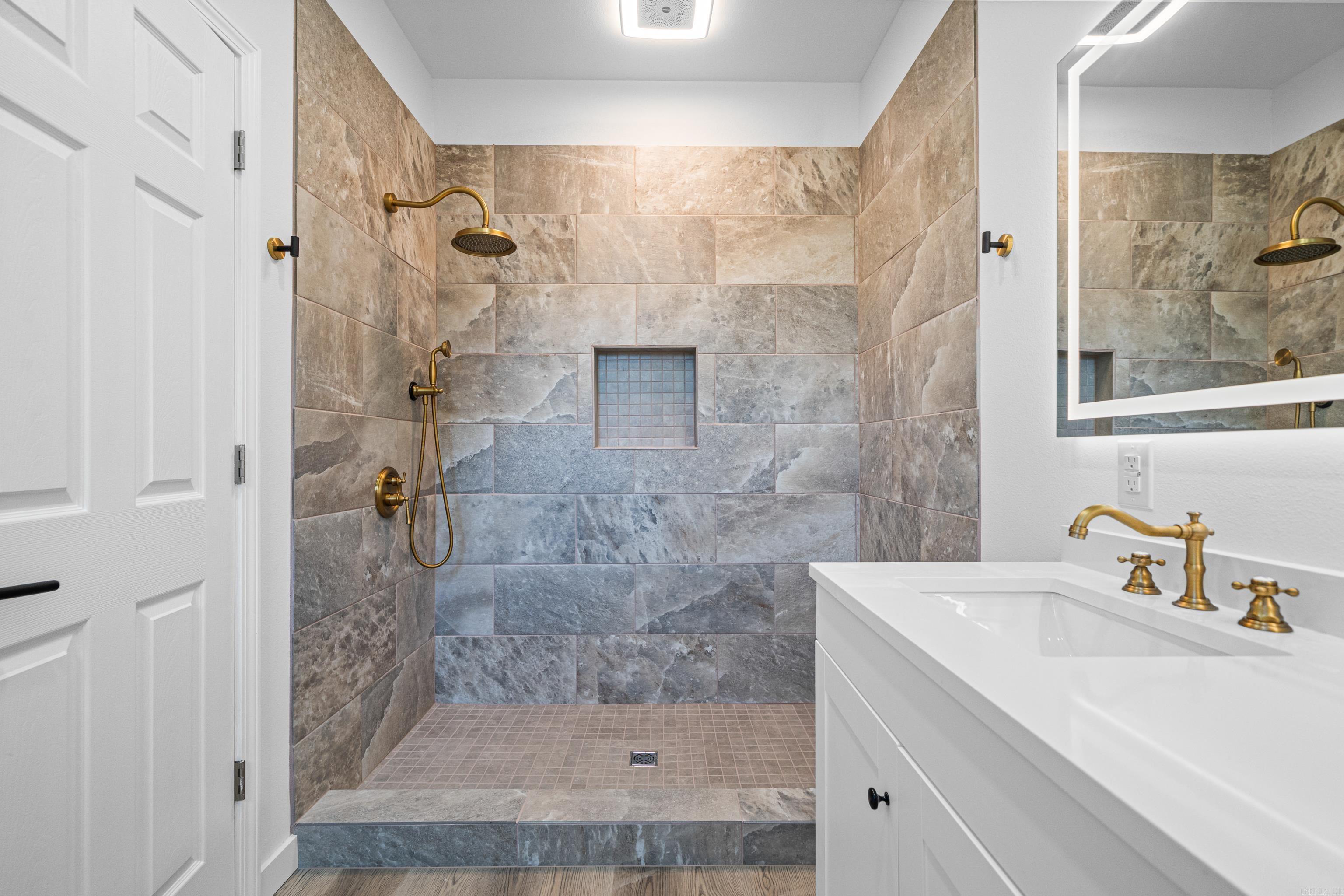 325 W Mill Street  Malvern, AR