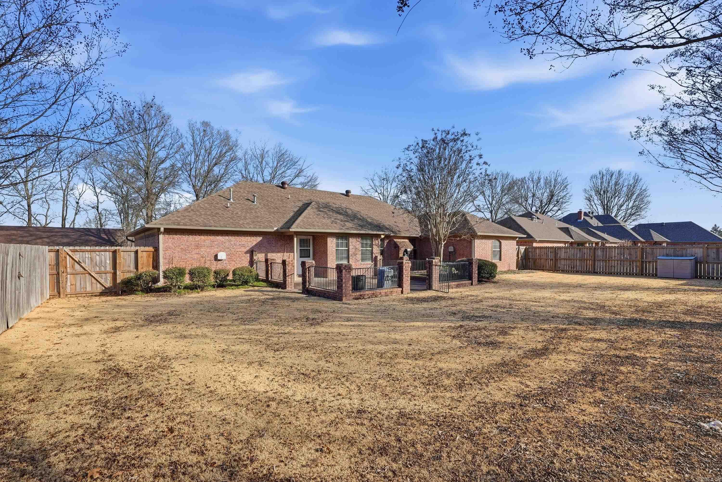 7 Ginger  Conway, AR