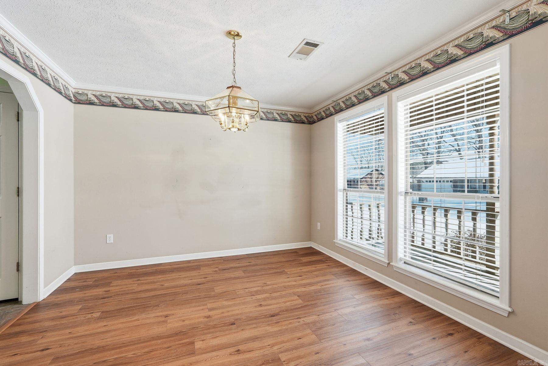 7 Ginger  Conway, AR