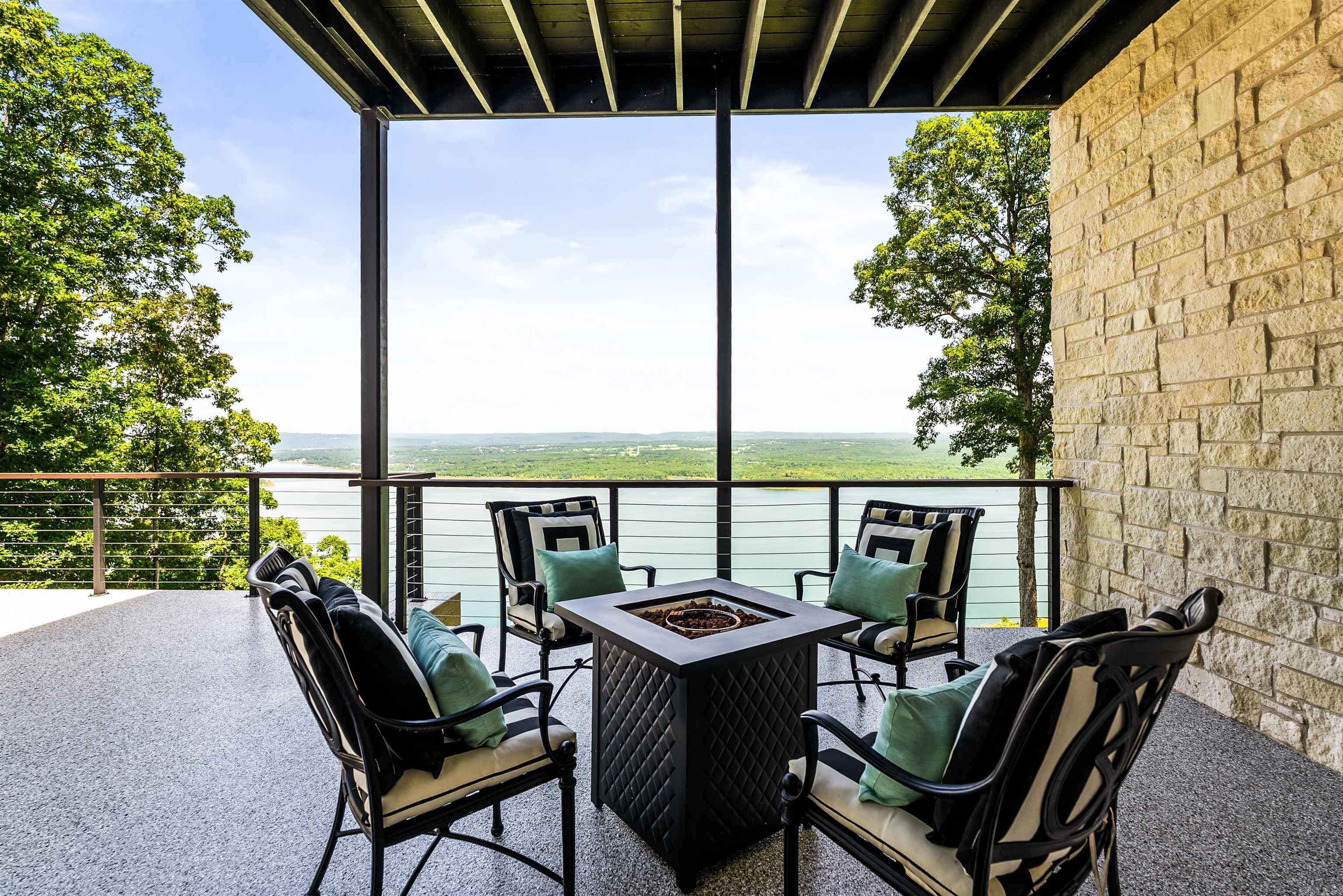 111 Bluff View Drive  Quitman, AR