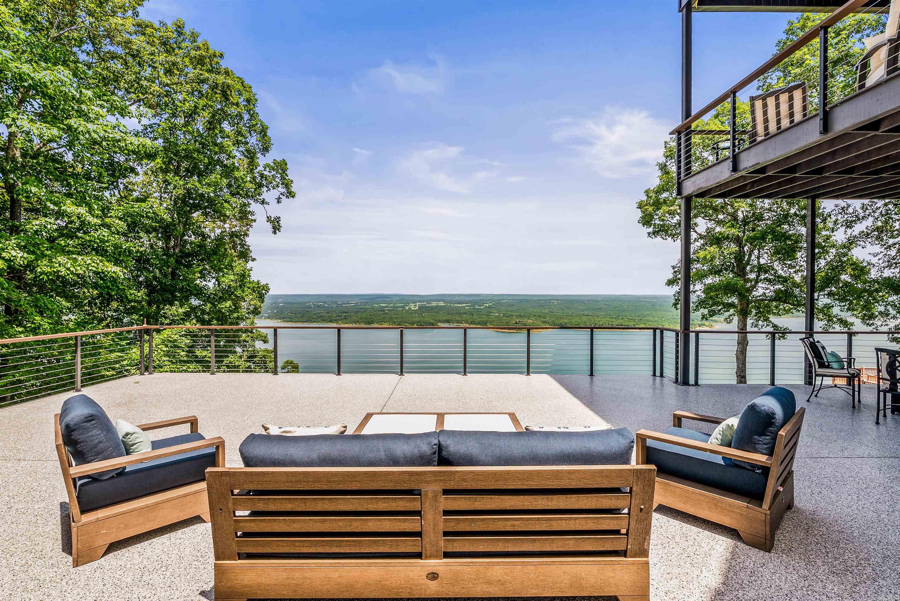111 Bluff View Drive  Quitman, AR