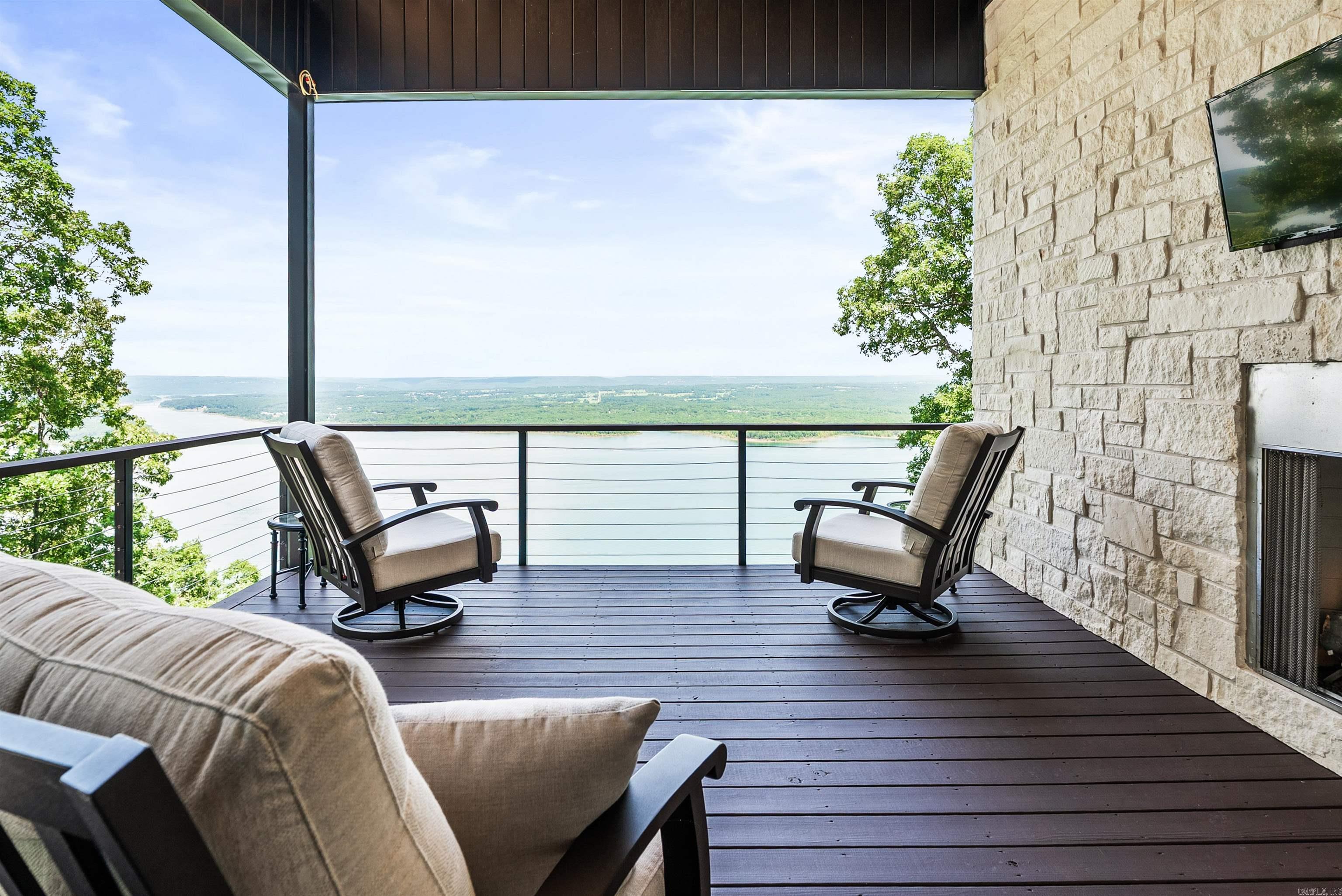 111 Bluff View Drive  Quitman, AR
